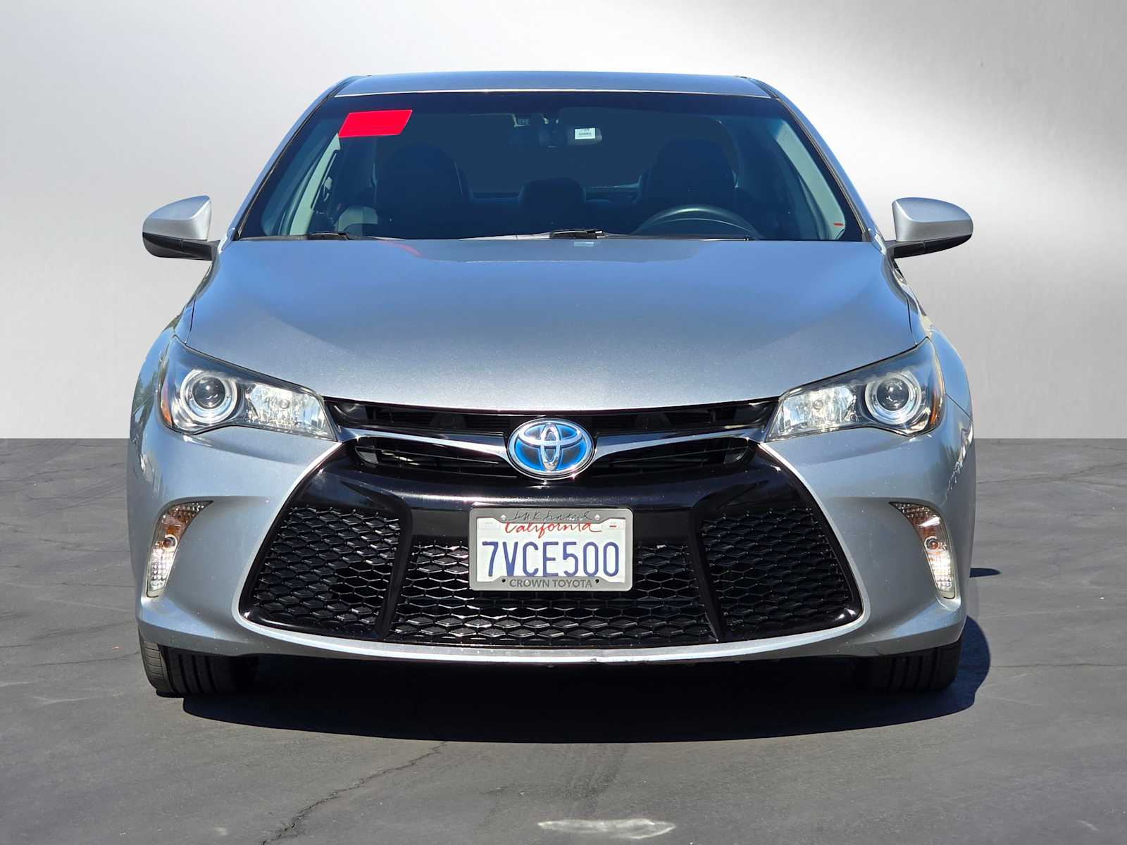 2017 Toyota Camry Hybrid SE 8