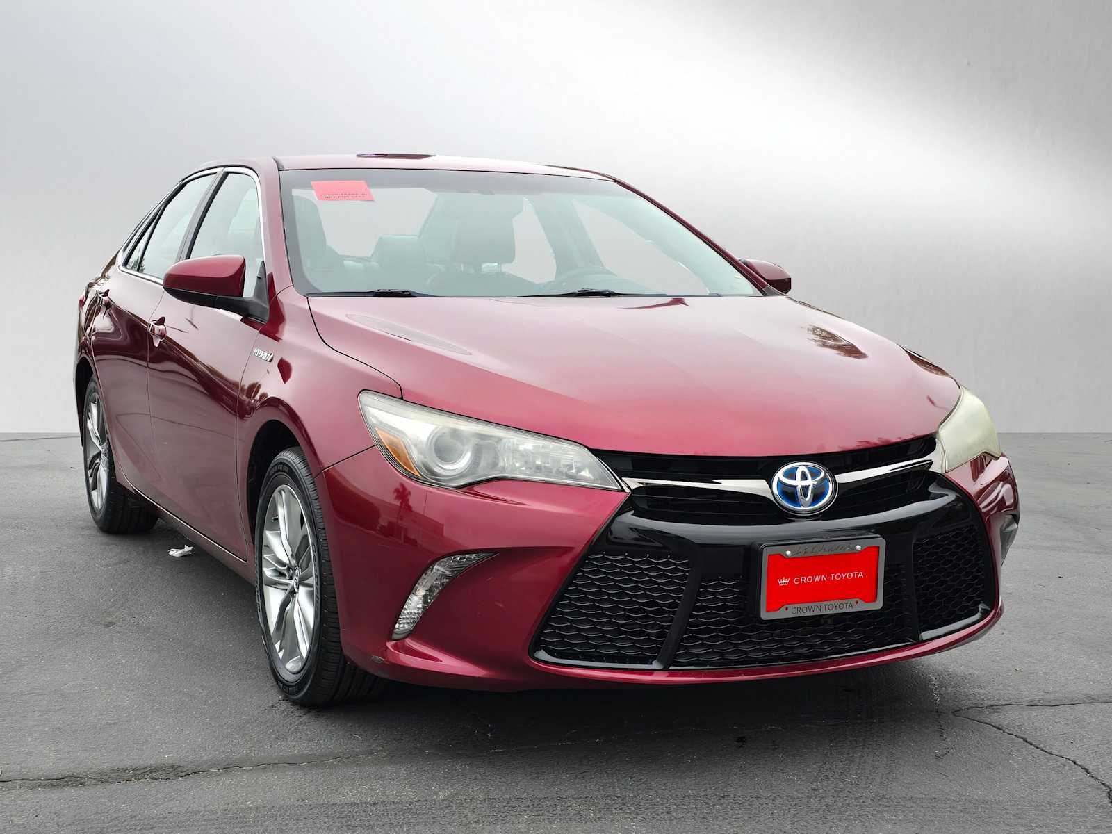 2015 Toyota Camry Hybrid SE 7