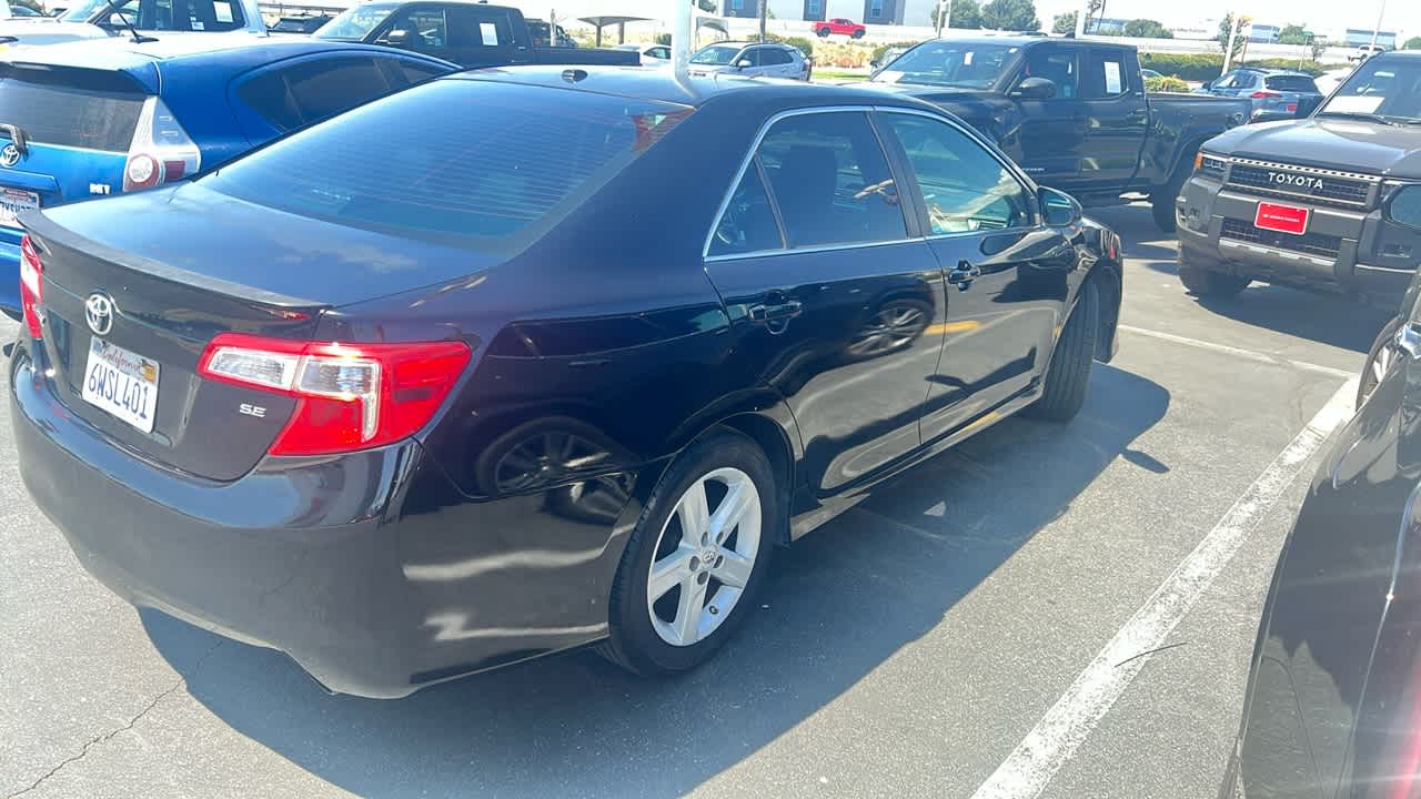 2012 Toyota Camry SE 2