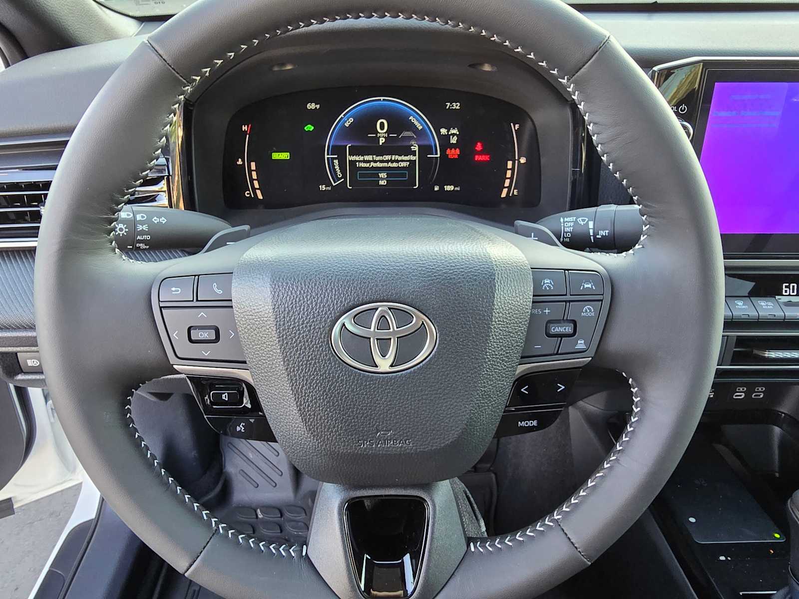 2025 Toyota Camry SE 22