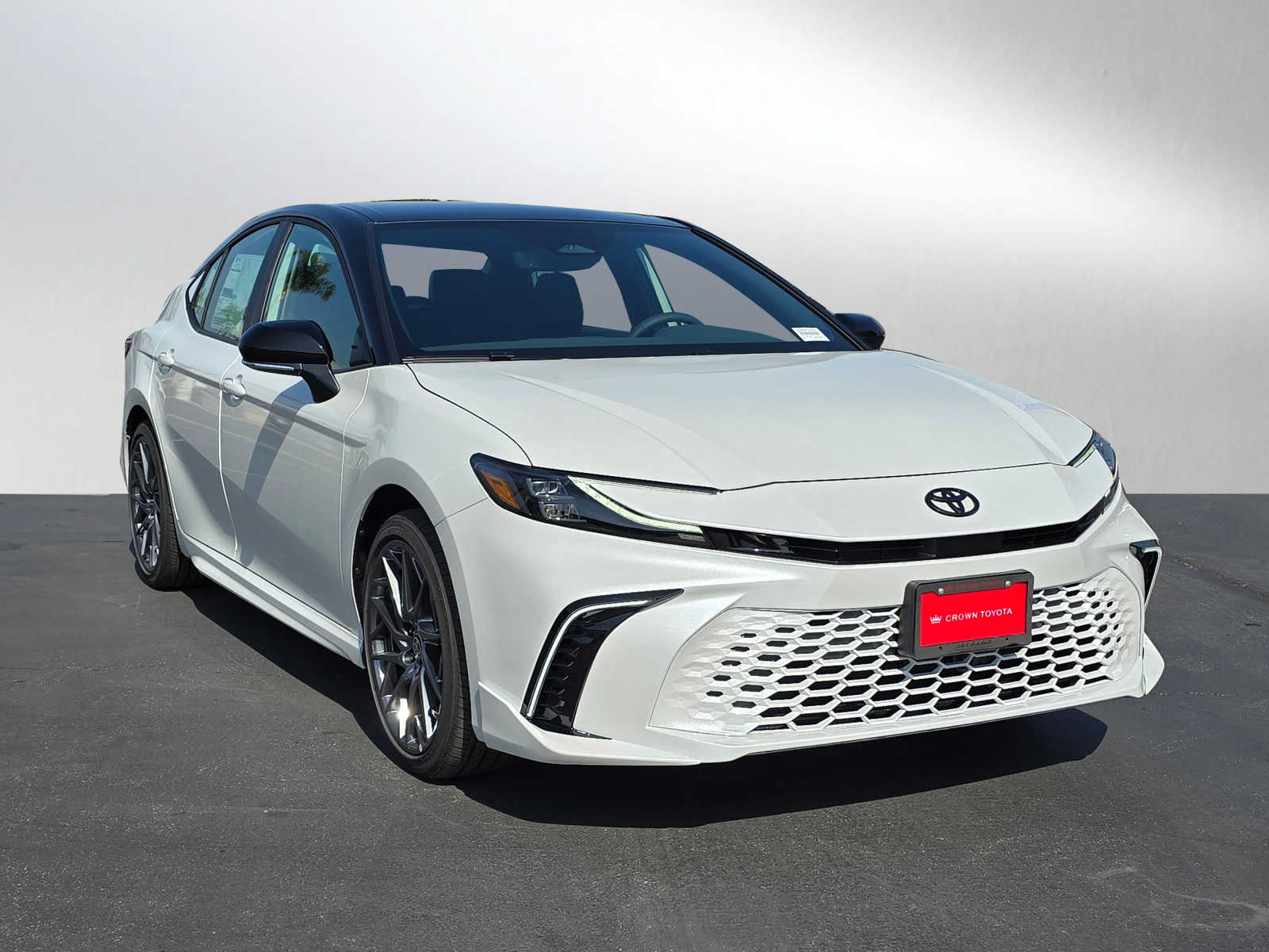 2025 Toyota Camry XSE 7