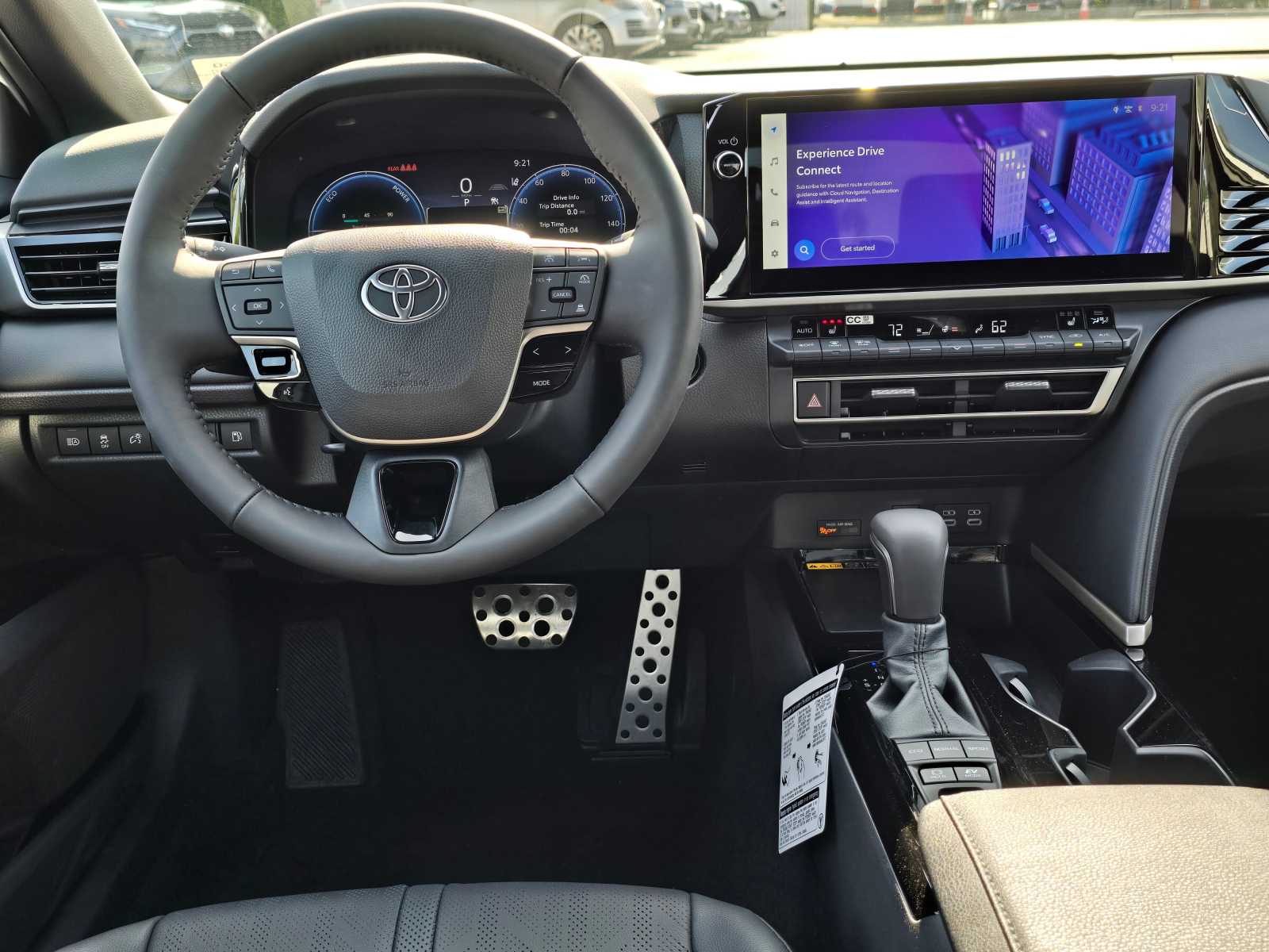 2025 Toyota Camry XSE 18