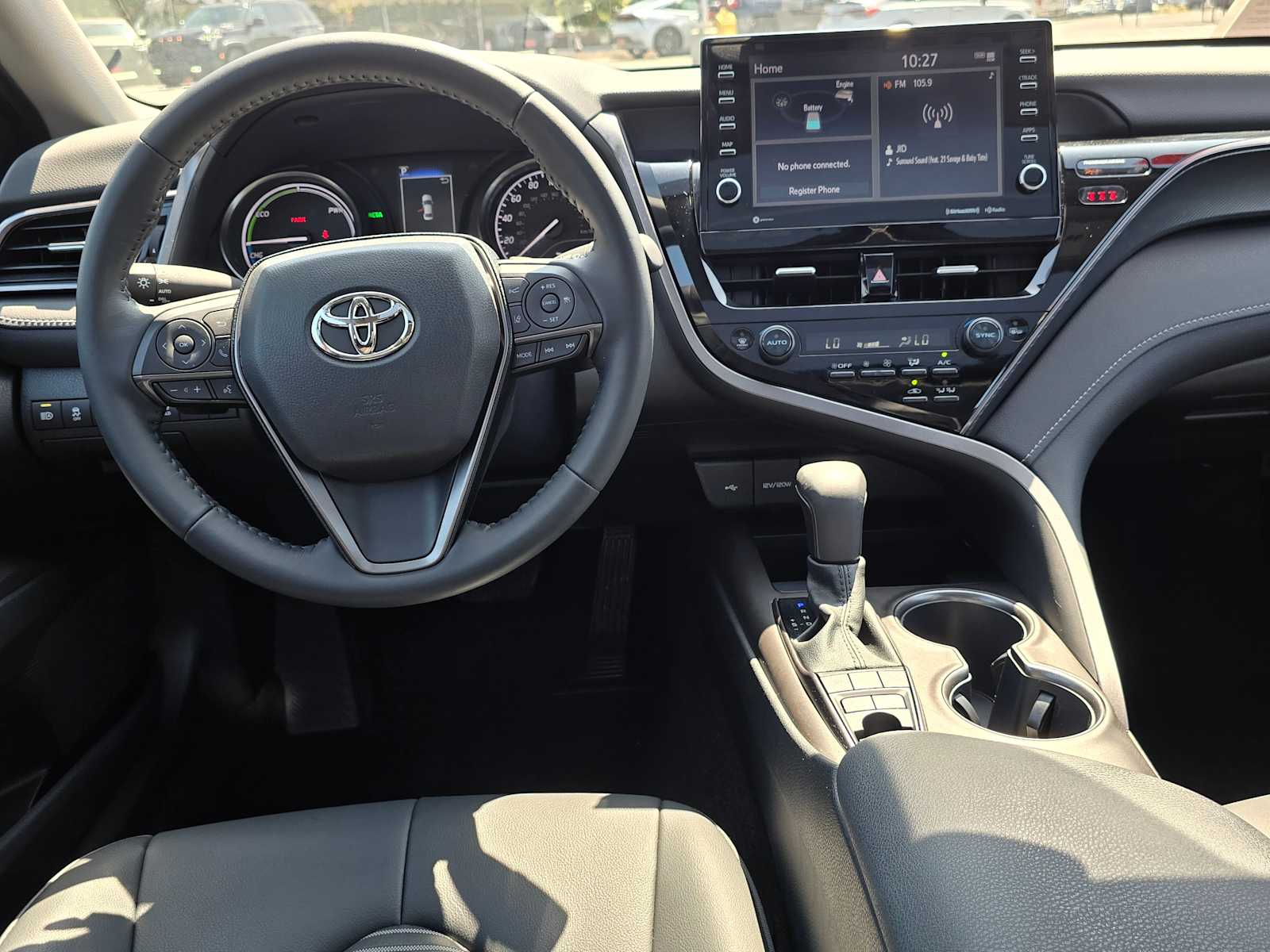 2022 Toyota Camry Hybrid SE 18