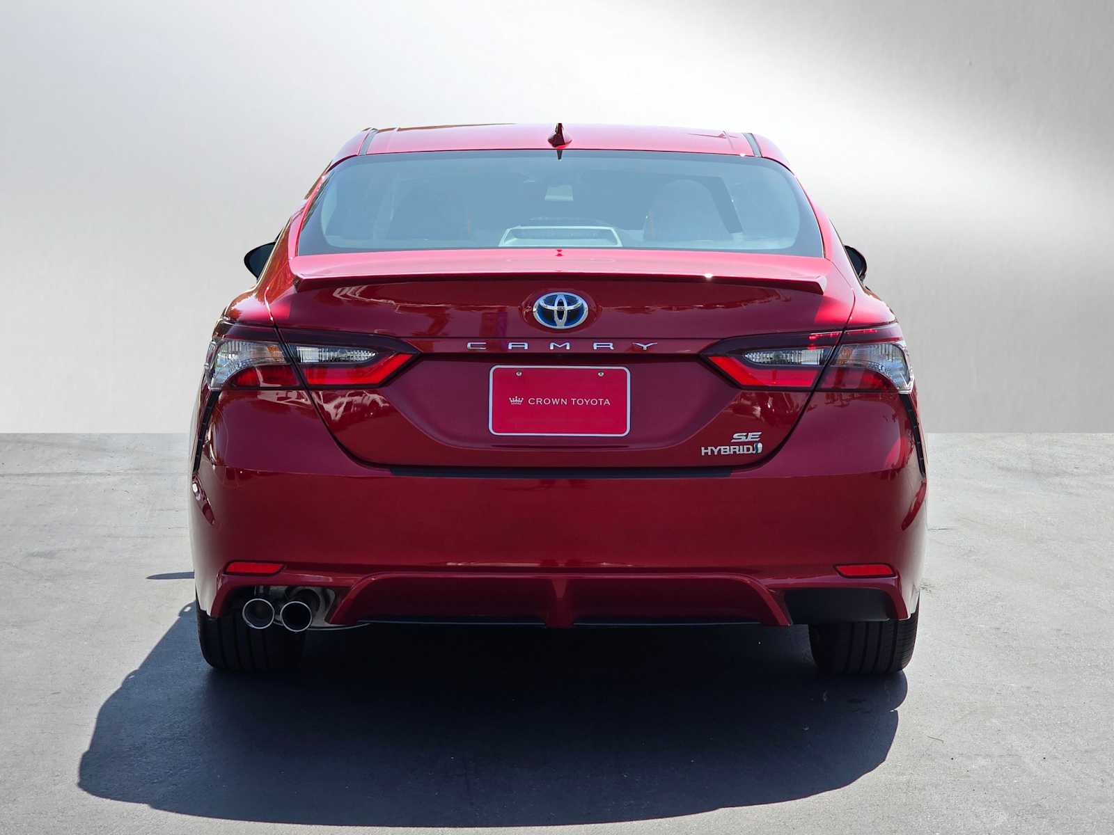 2022 Toyota Camry Hybrid SE 4