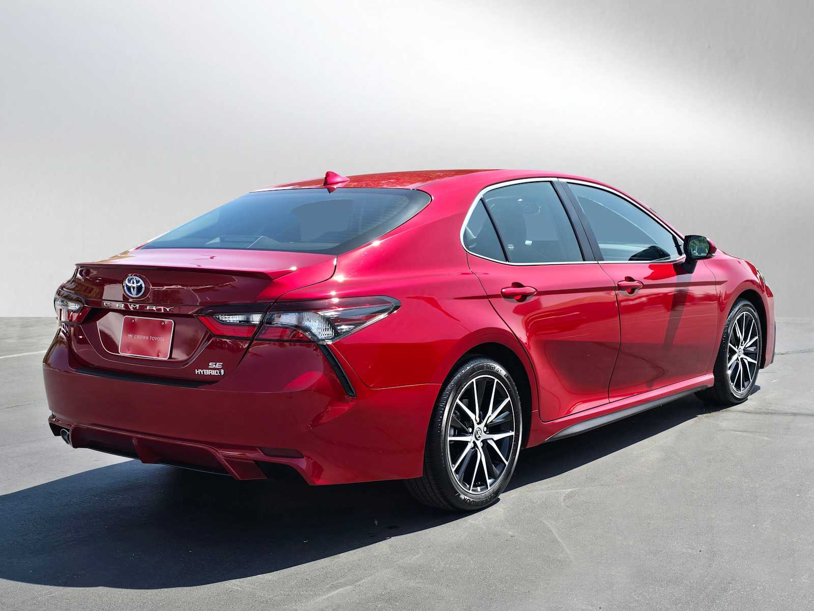 2022 Toyota Camry Hybrid SE 5