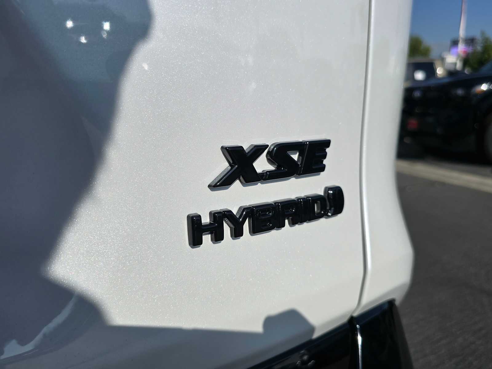 2024 Toyota RAV4 Hybrid XSE 13