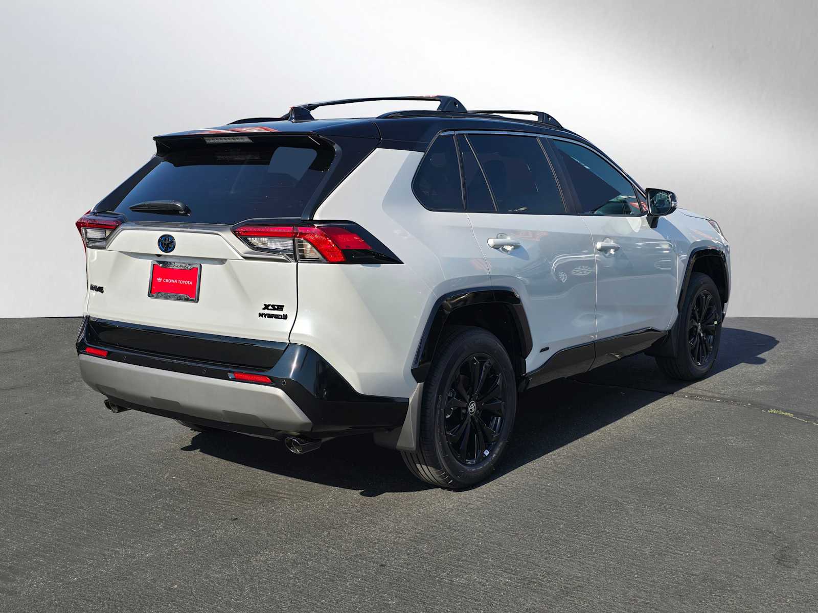 2024 Toyota RAV4 Hybrid XSE 5