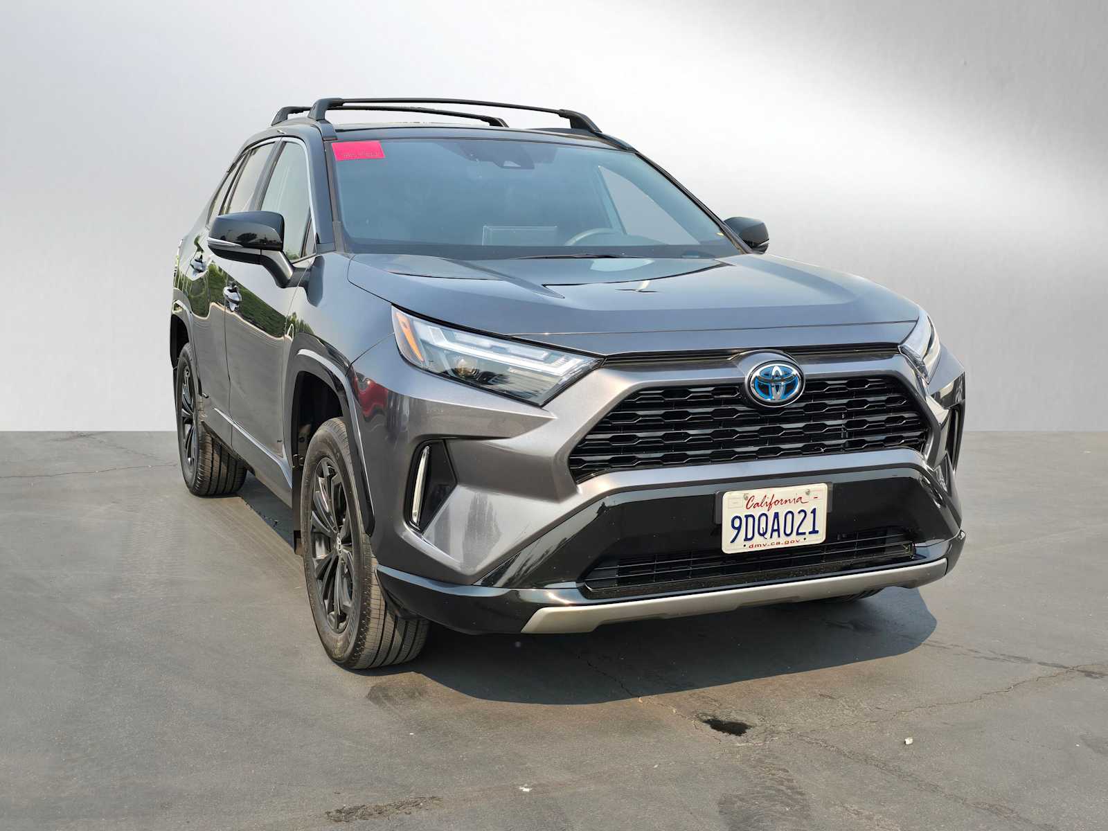 2022 Toyota RAV4 Hybrid XSE 7