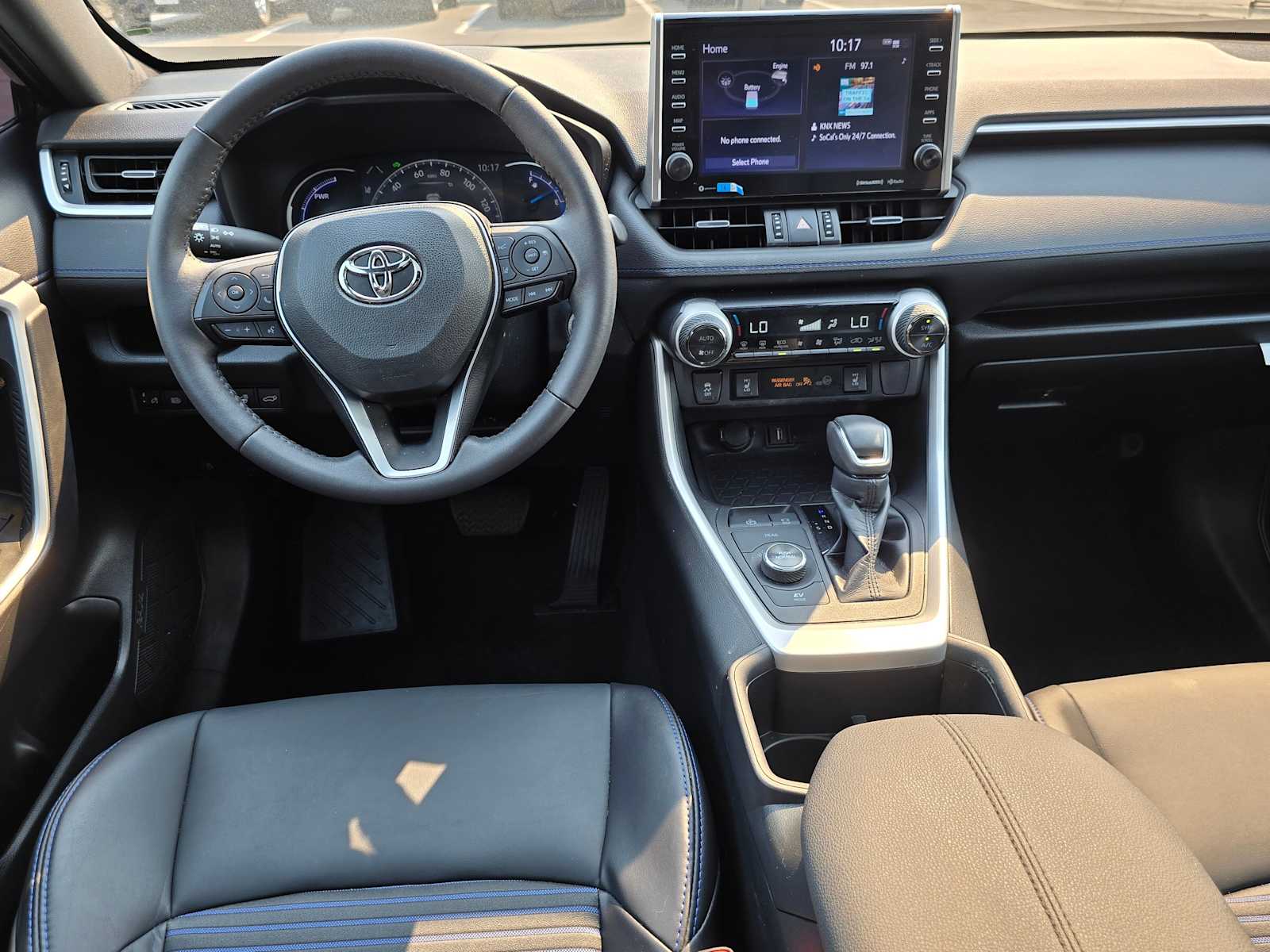 2022 Toyota RAV4 Hybrid XSE 19