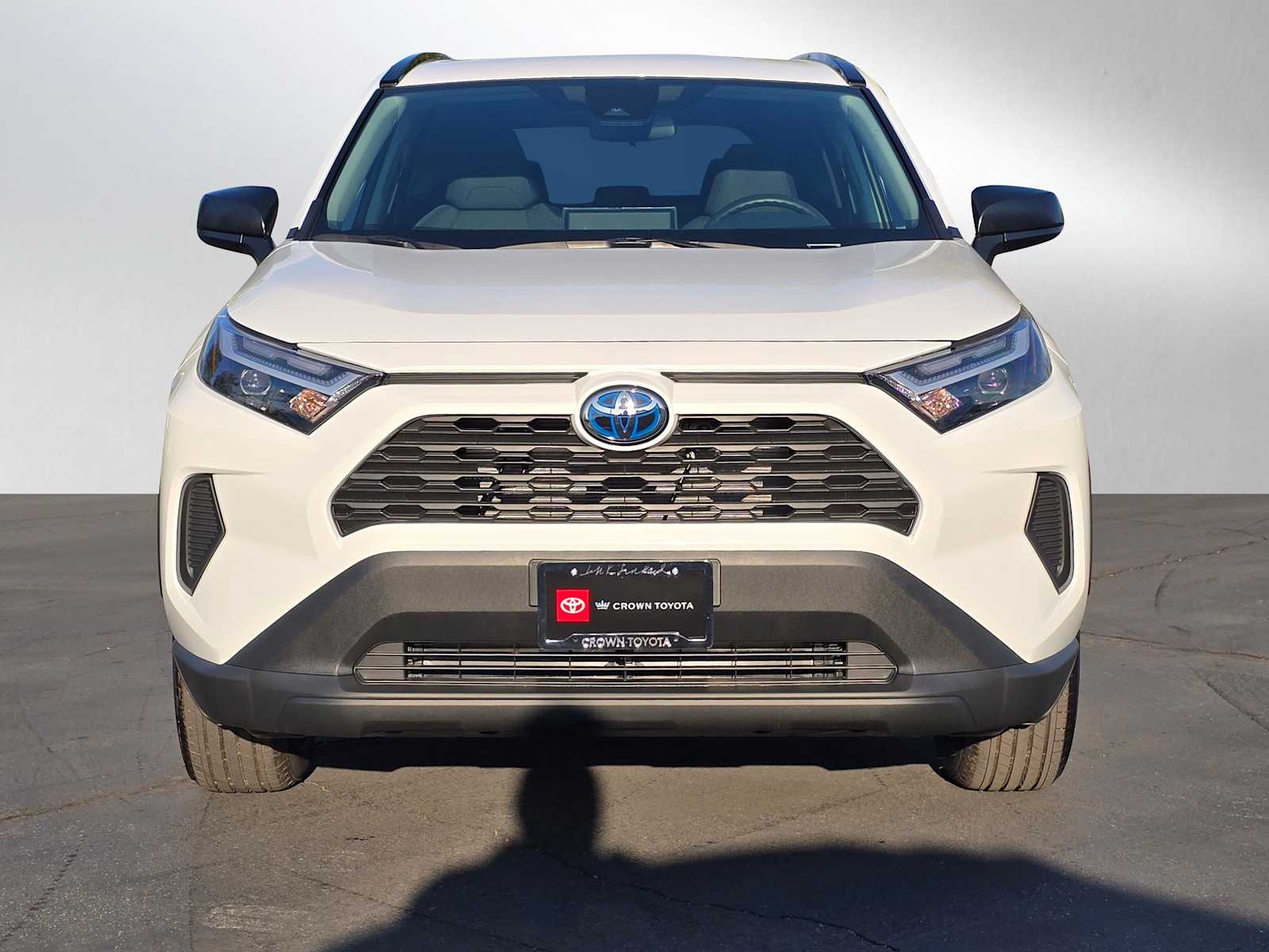 2024 Toyota RAV4 Hybrid LE 8