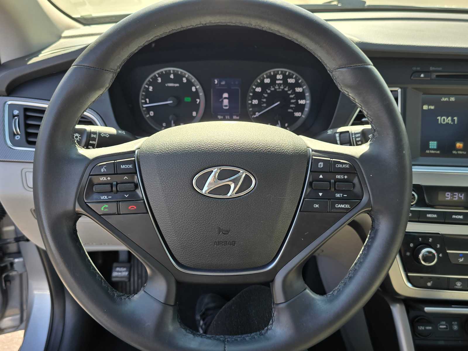 2016 Hyundai Sonata 2.4L Sport 22