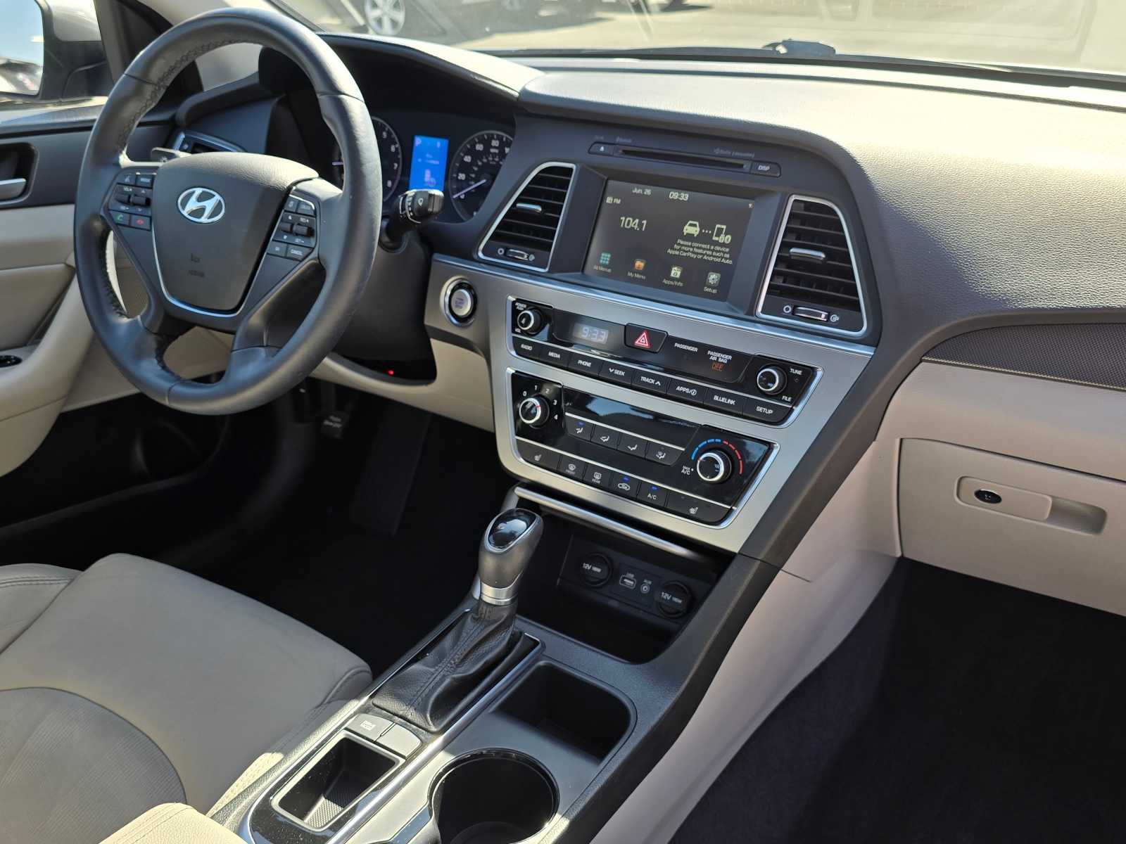 2016 Hyundai Sonata 2.4L Sport 11