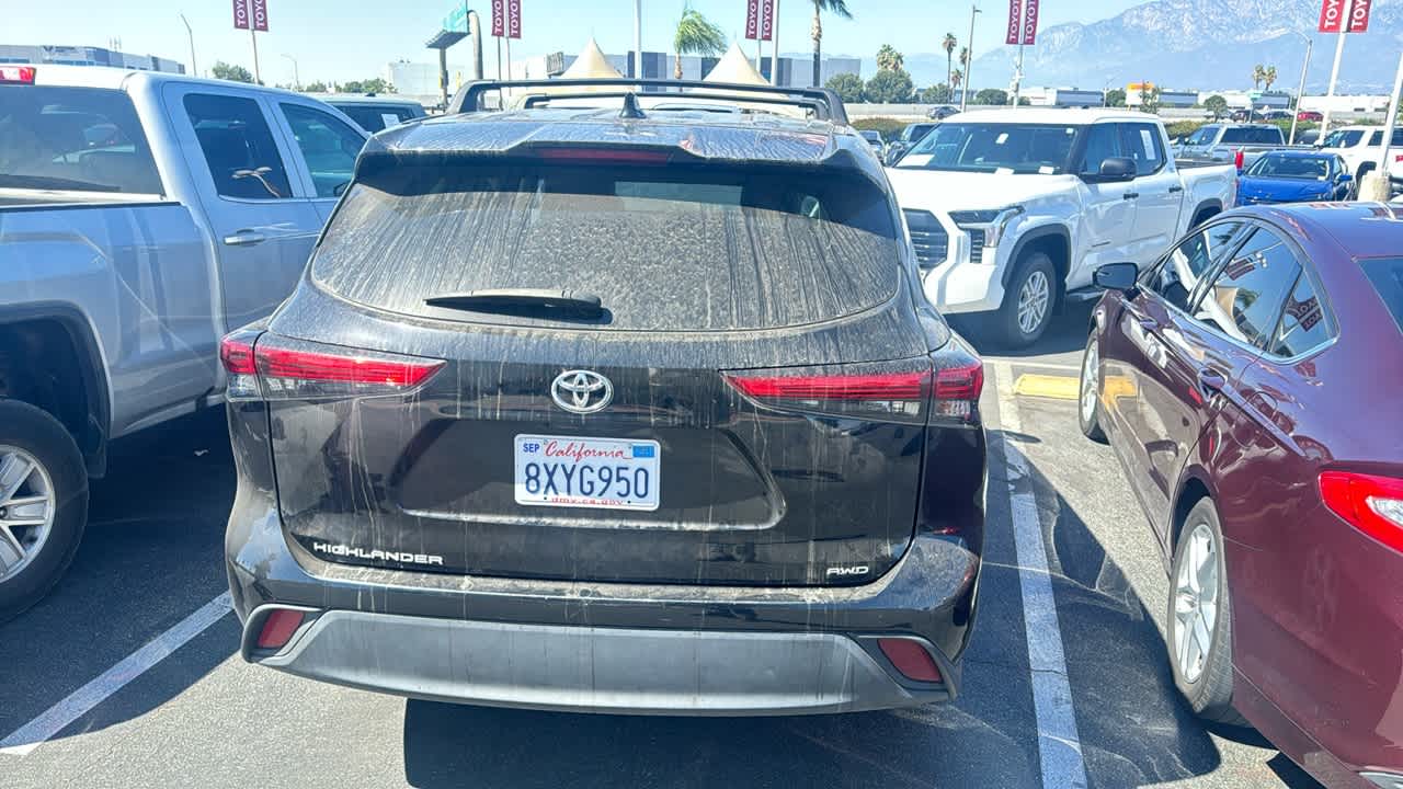 2021 Toyota Highlander L 4