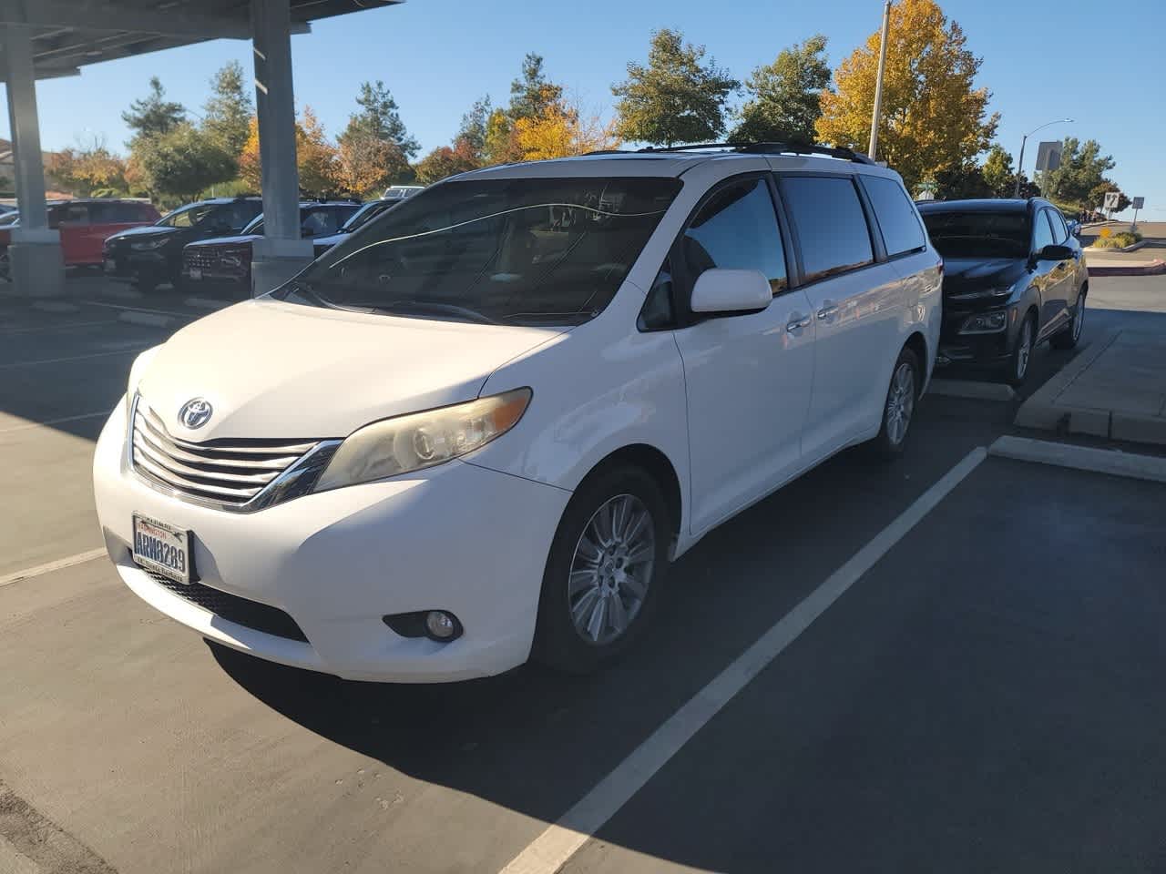 2014 Toyota Sienna XLE 4