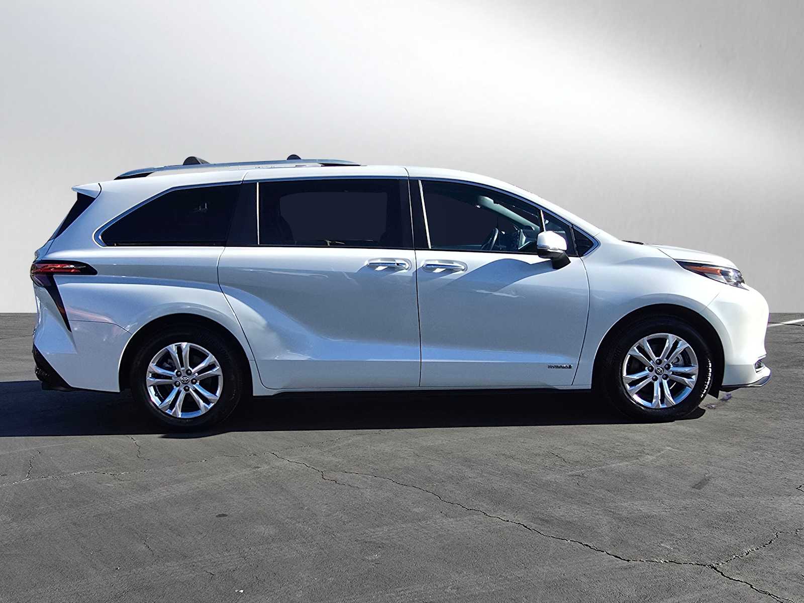 2021 Toyota Sienna Platinum 6