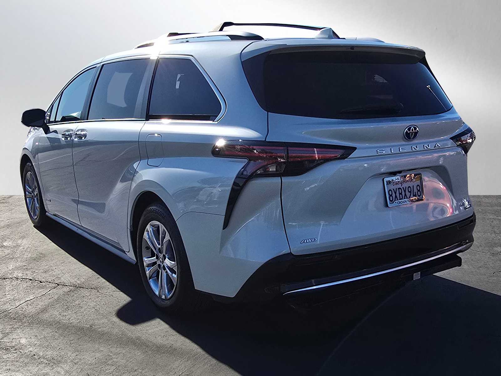 2021 Toyota Sienna Platinum 3