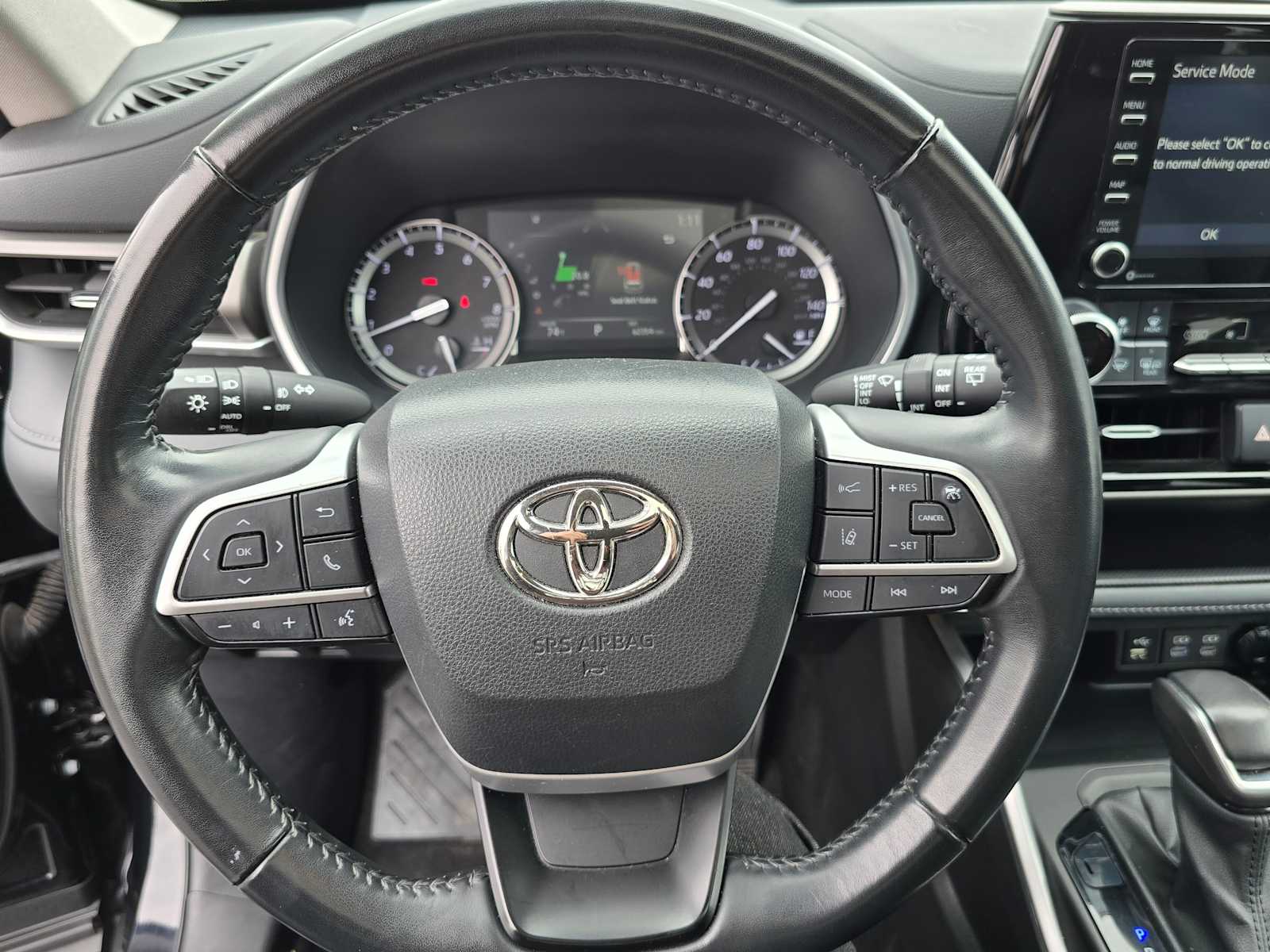 2022 Toyota Highlander XLE 24