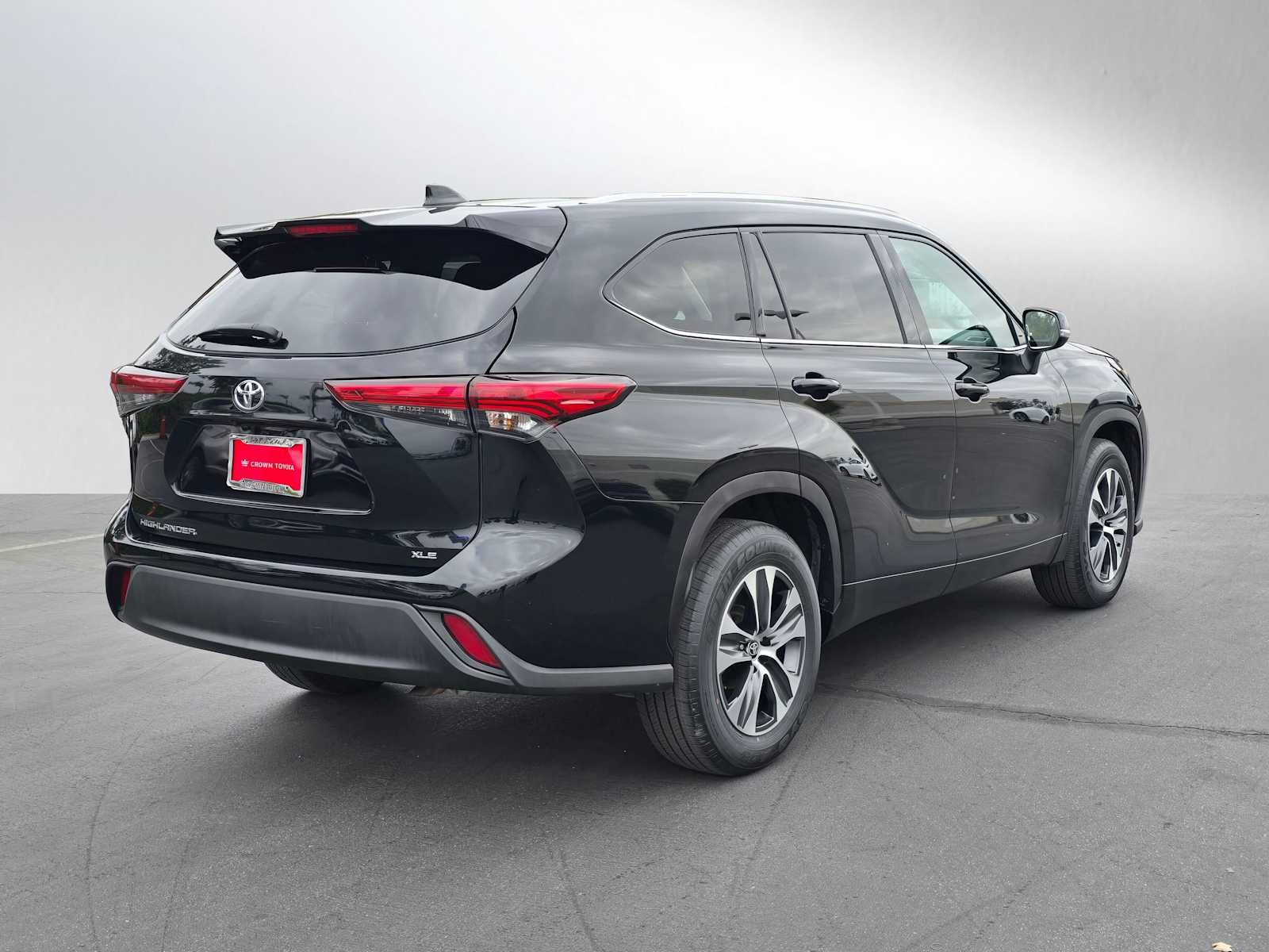 2022 Toyota Highlander XLE 5