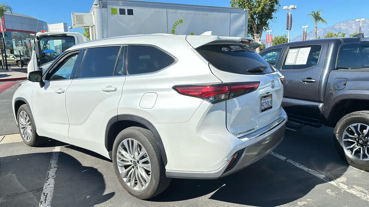 2023 Toyota Highlander Platinum 3