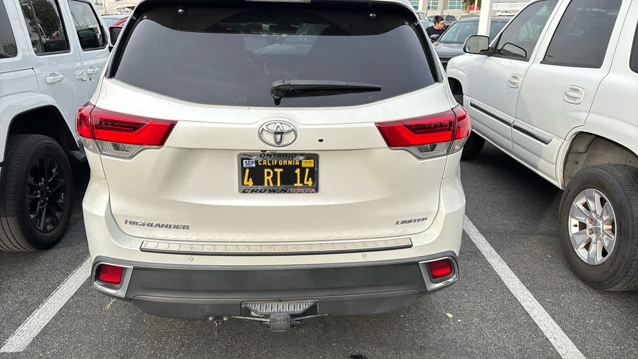 2019 Toyota Highlander Limited Platinum 3