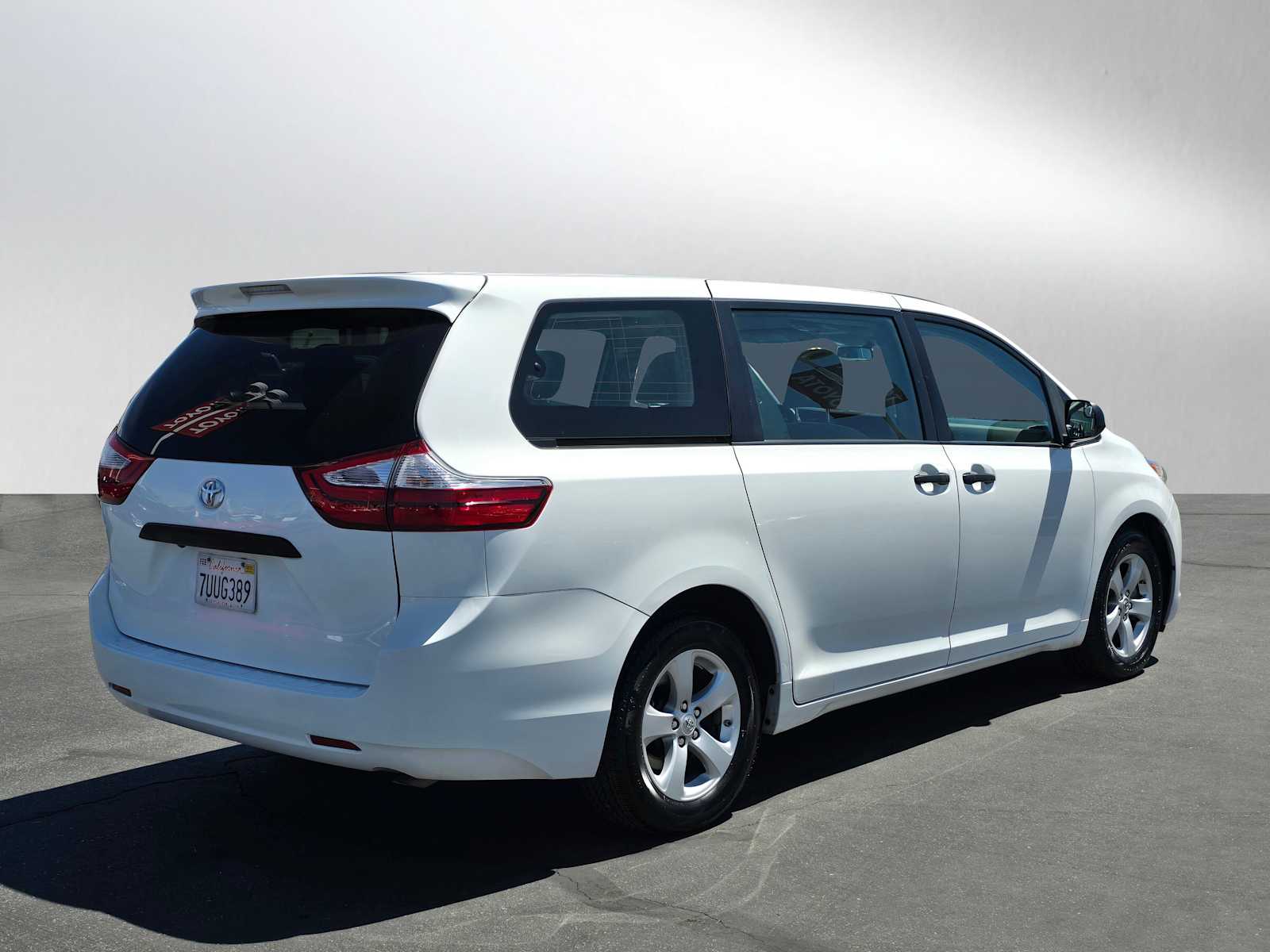 2017 Toyota Sienna L 5