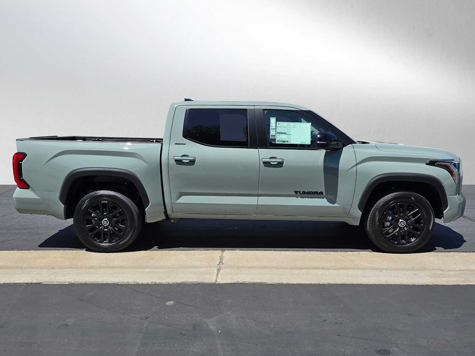 2024 Toyota Tundra Limited CrewMax 5.5 Bed 6