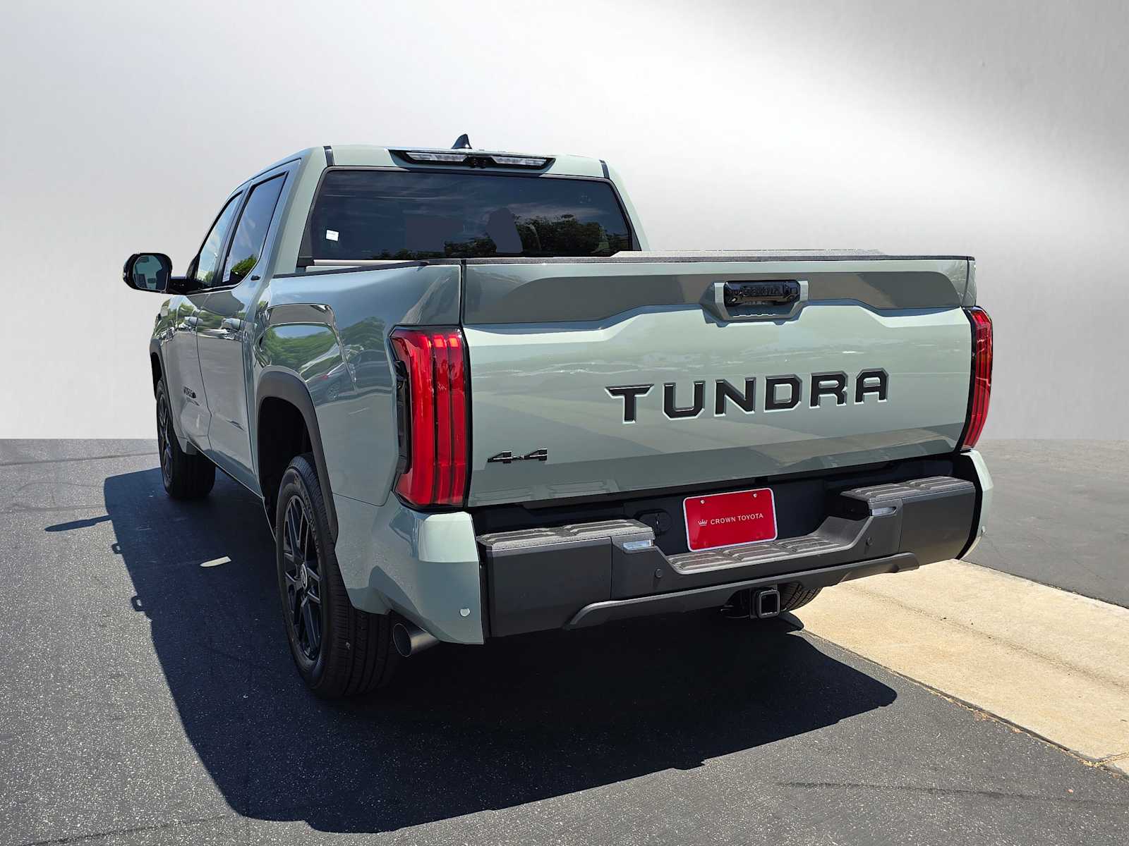 2024 Toyota Tundra Limited CrewMax 5.5 Bed 3