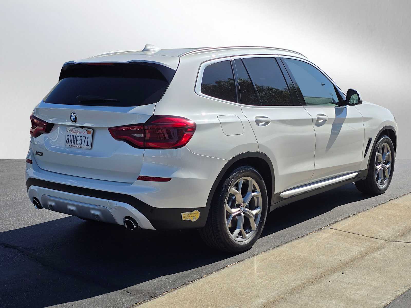 2021 BMW X3 xDrive30e 5