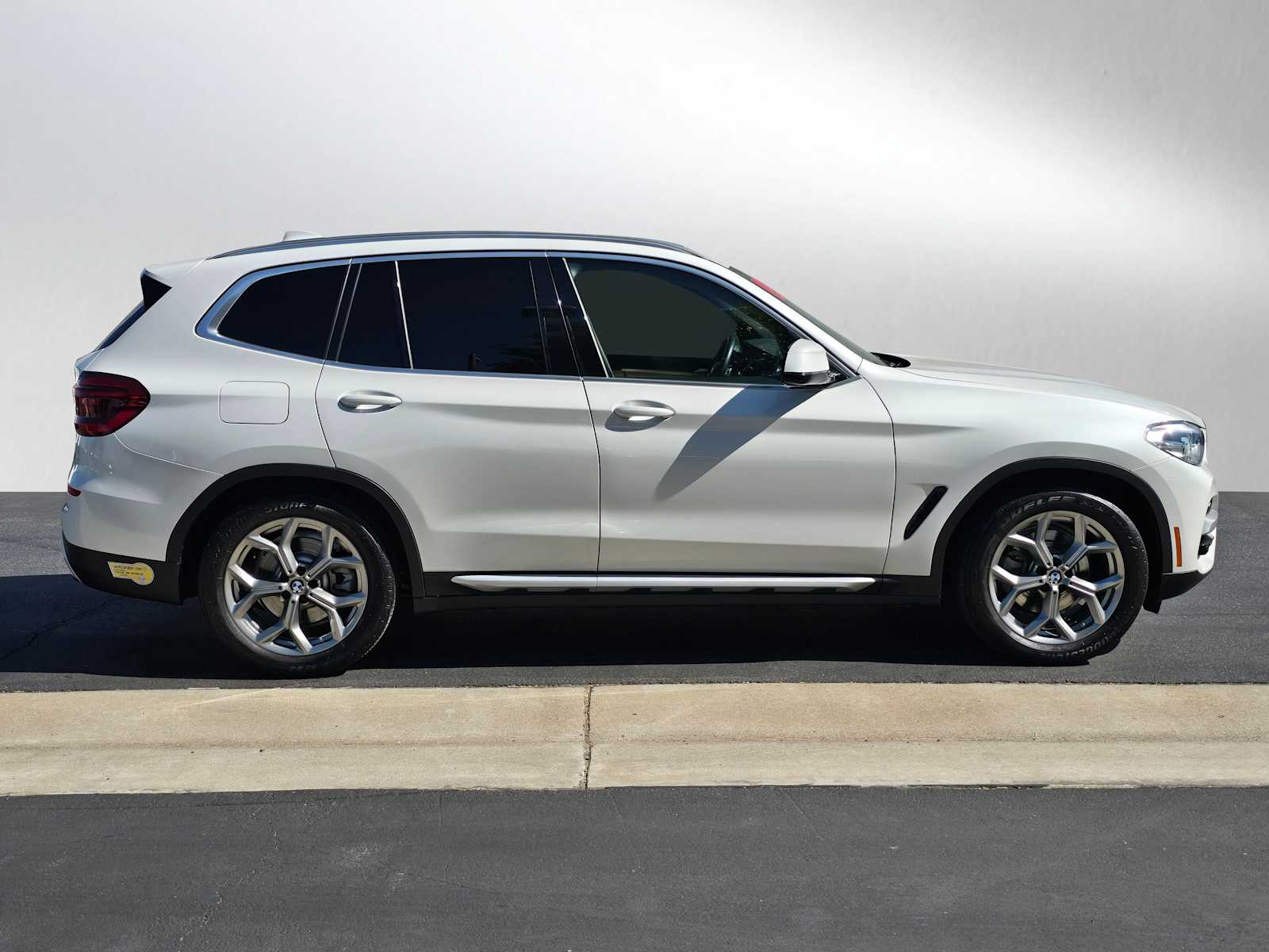 2021 BMW X3 xDrive30e 6