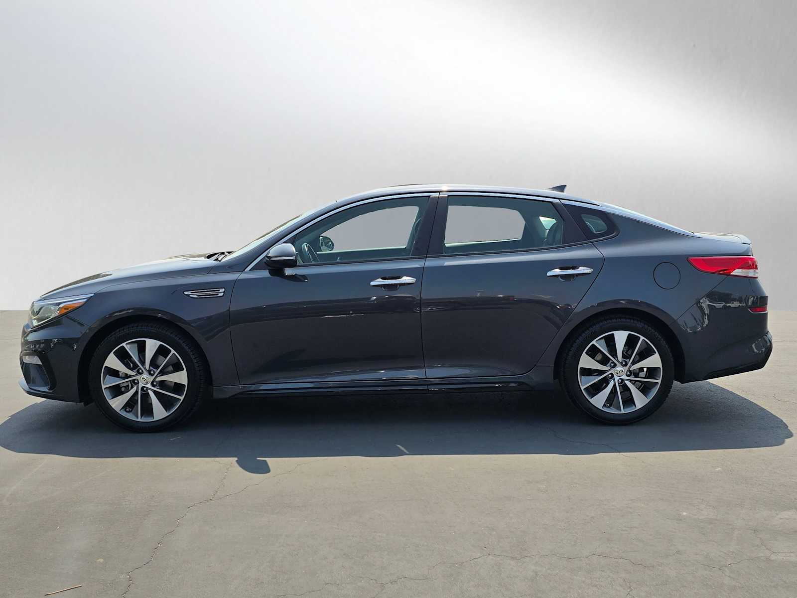 2019 Kia Optima S 2