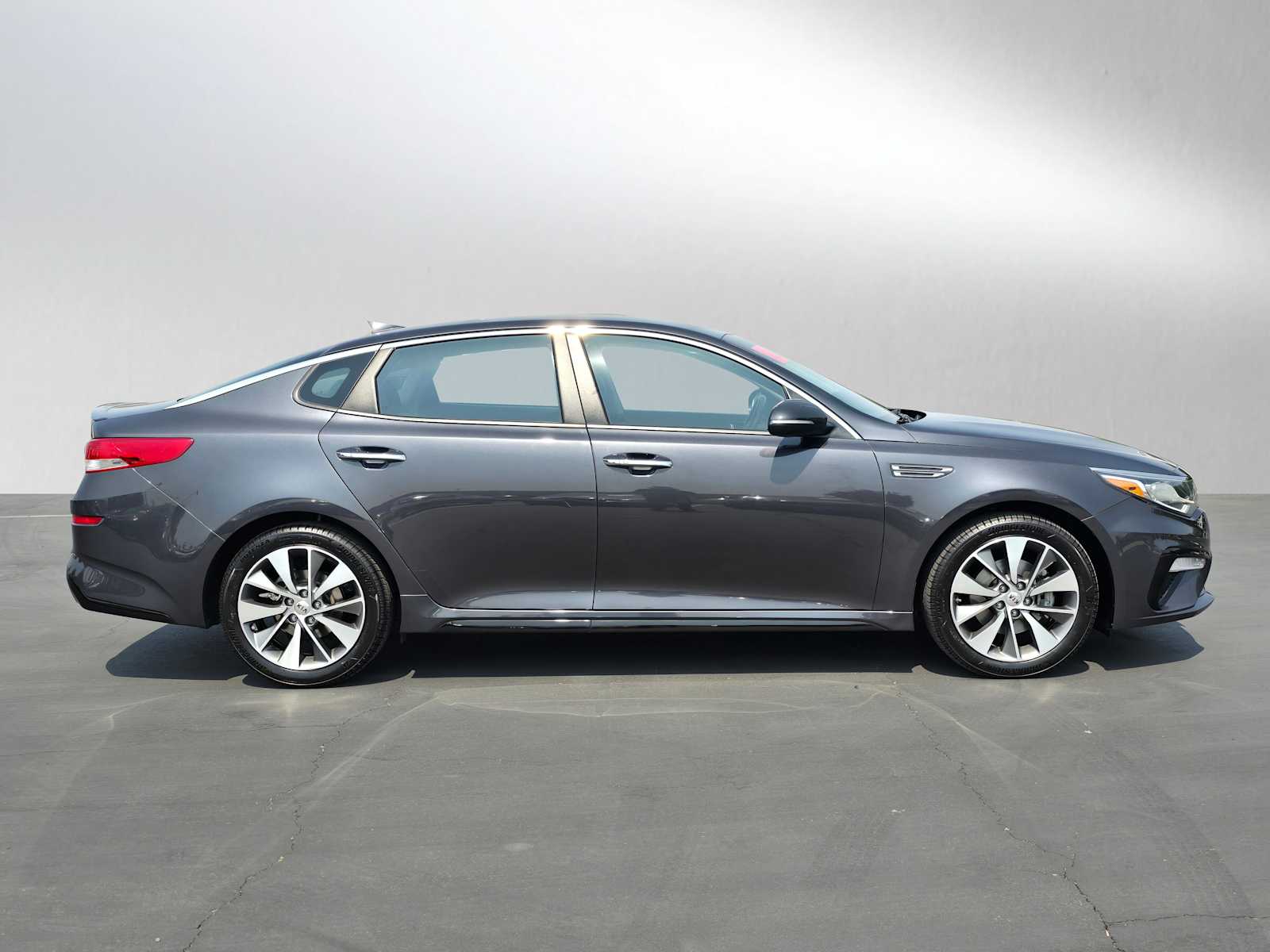 2019 Kia Optima S 6