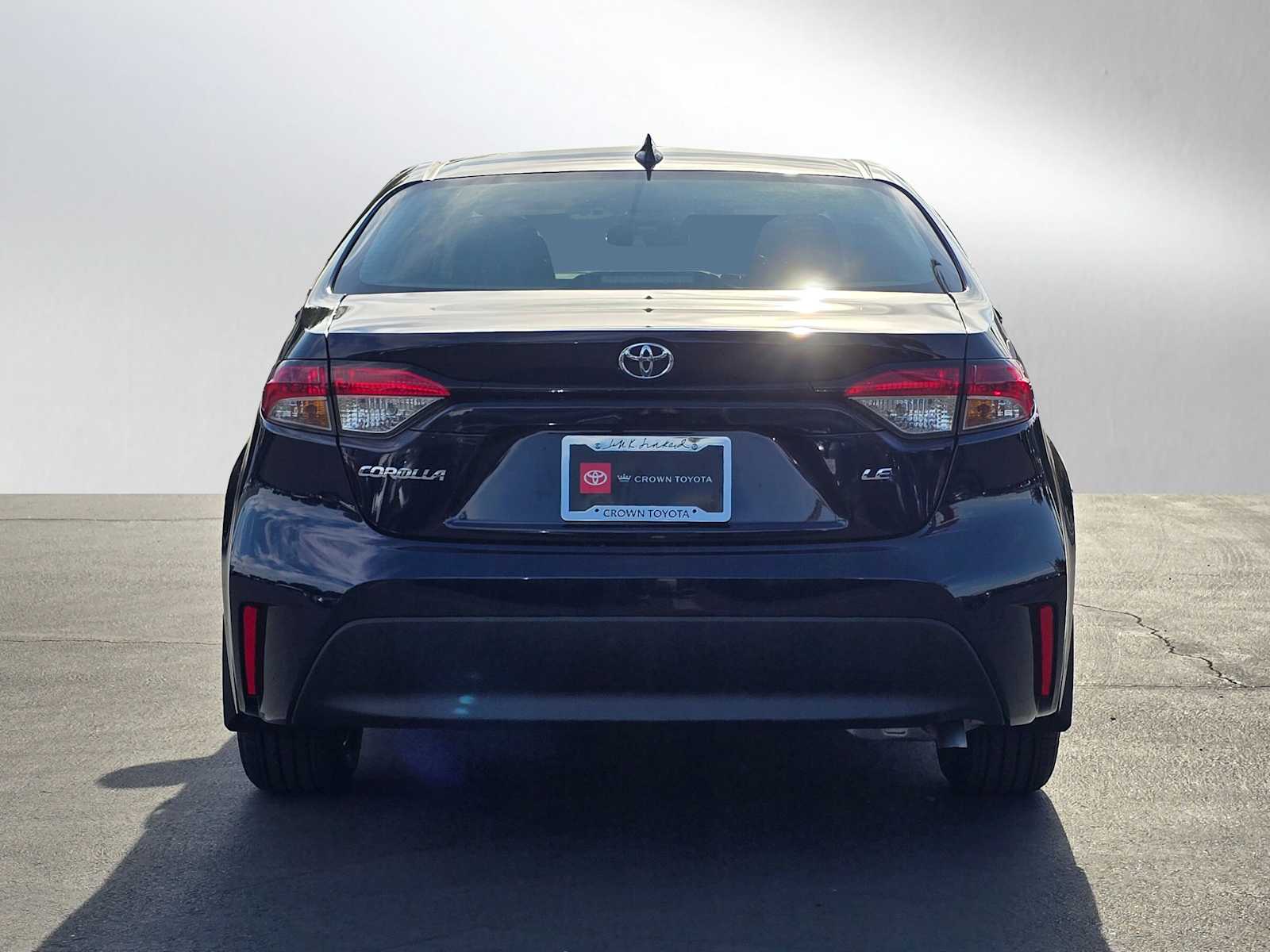 2025 Toyota Corolla LE 4