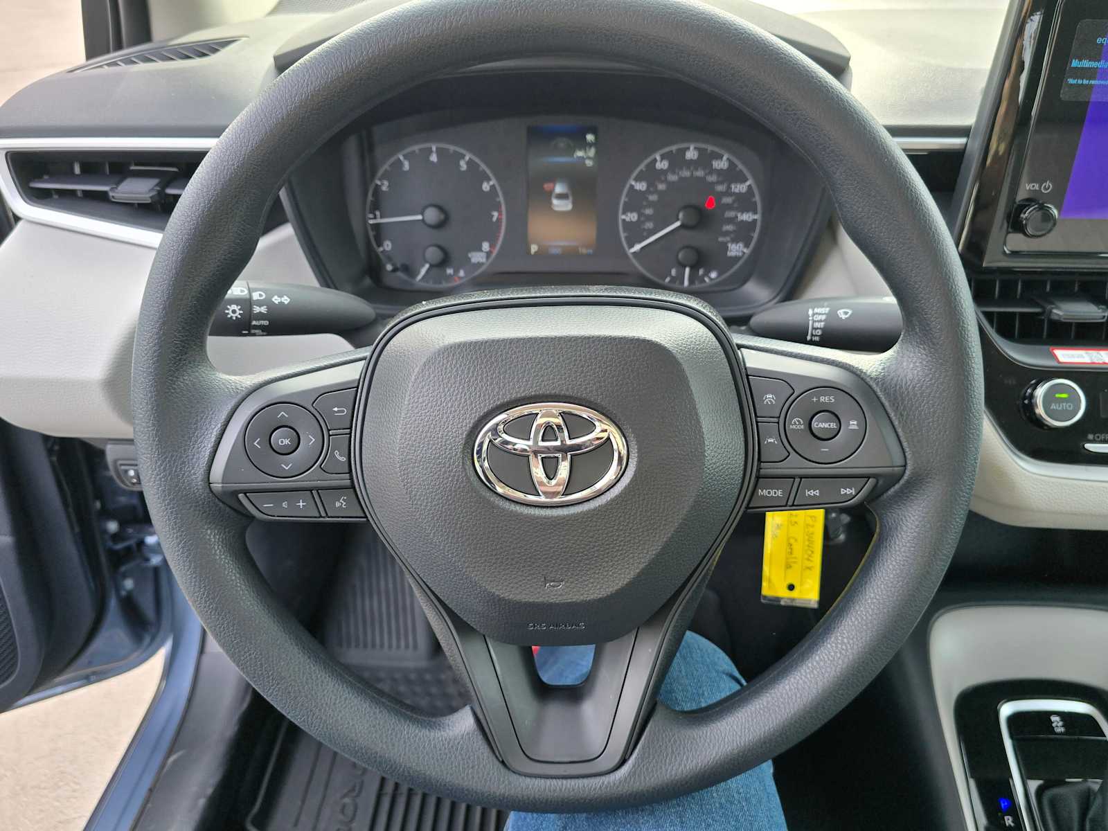 2025 Toyota Corolla LE 22