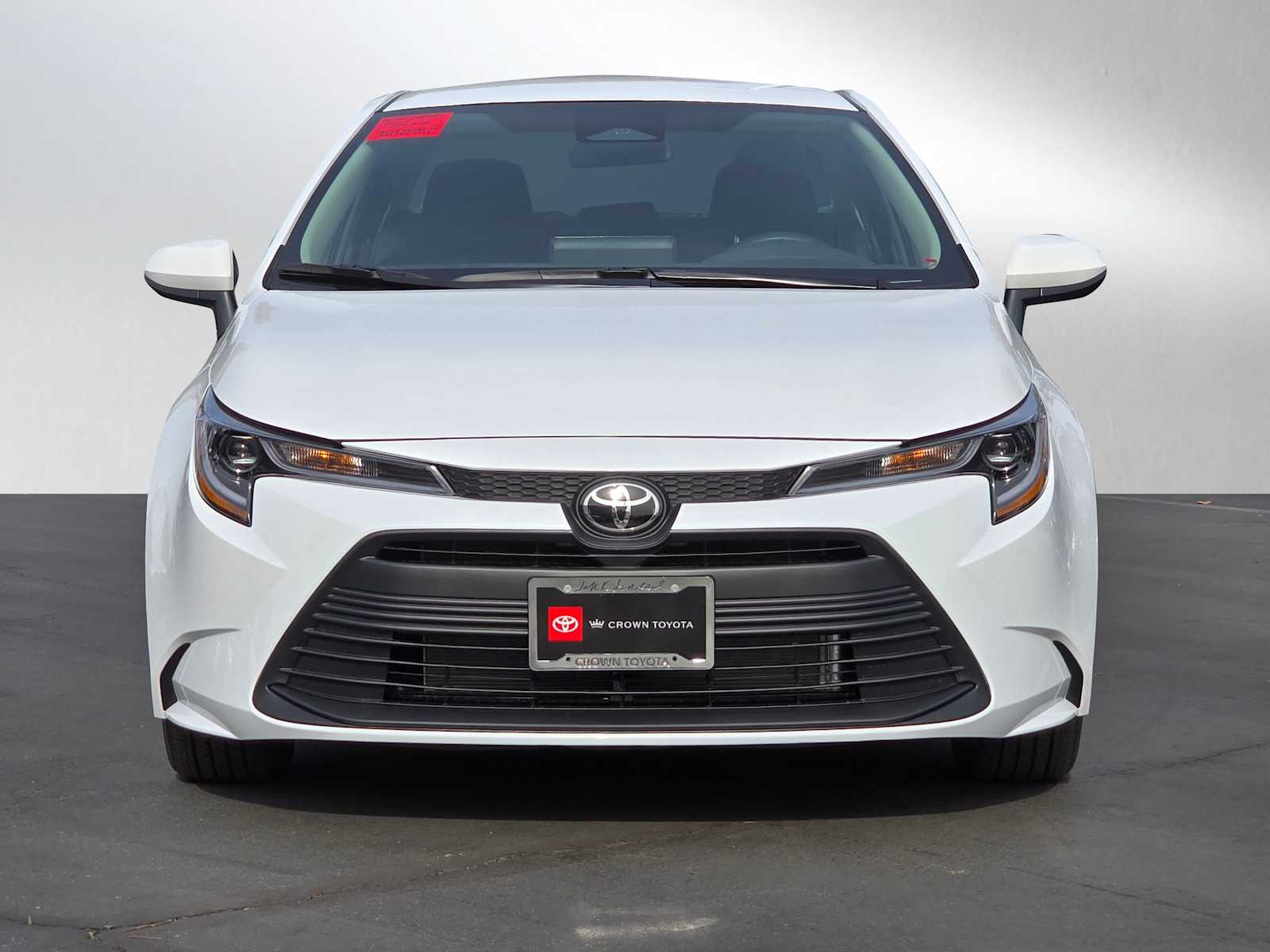 2025 Toyota Corolla LE 8