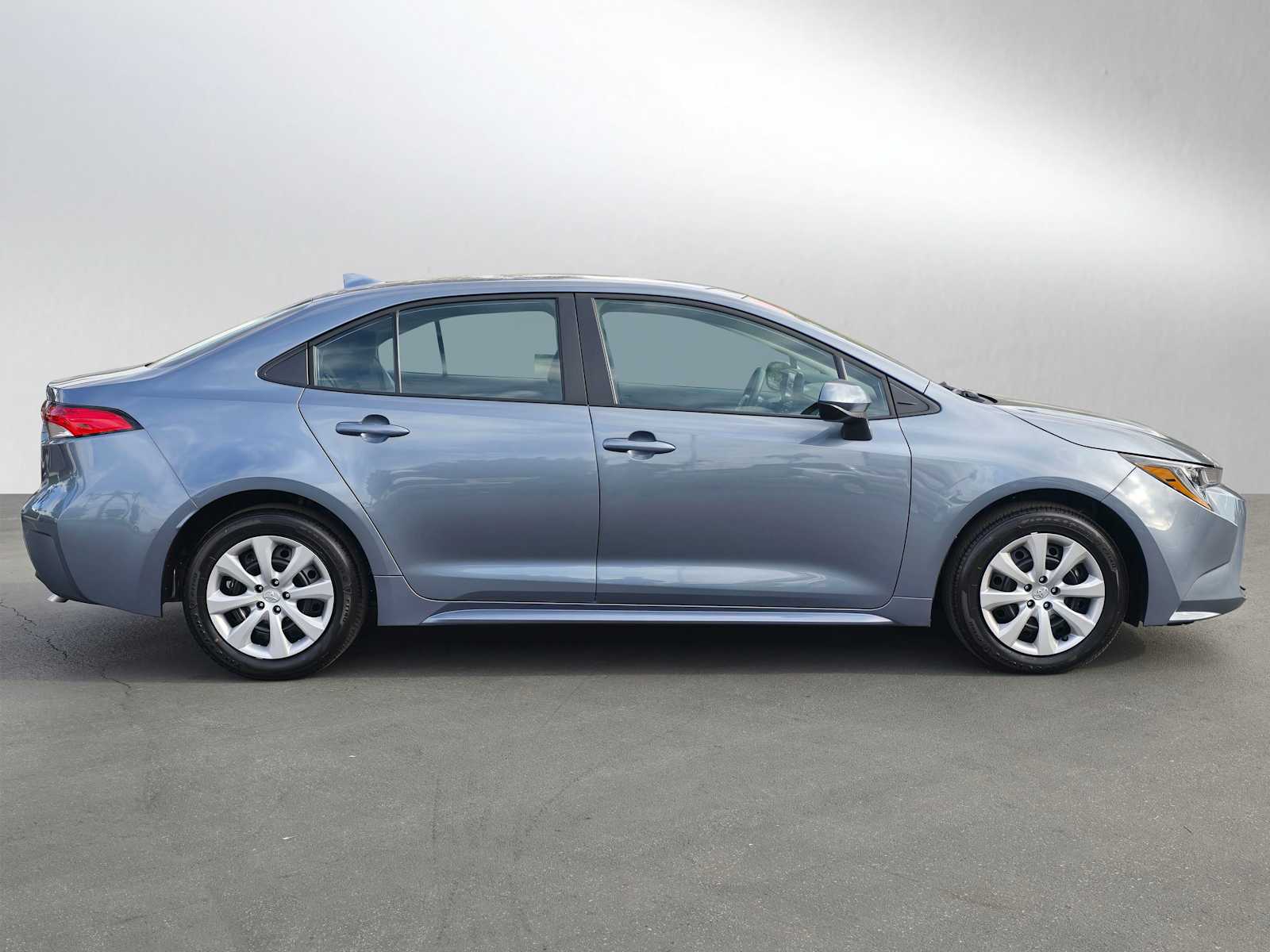 2025 Toyota Corolla LE 6