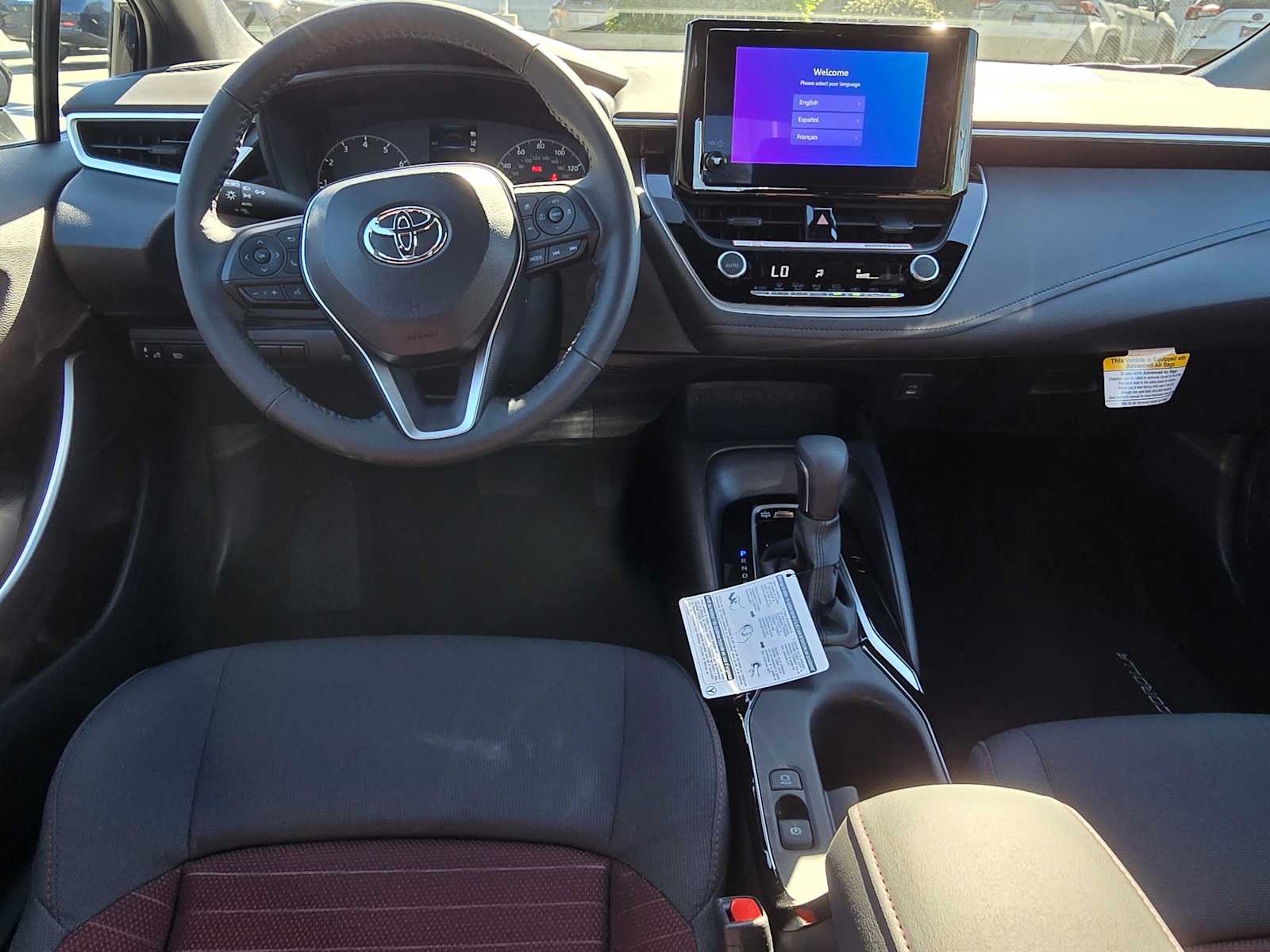 2025 Toyota Corolla SE 18