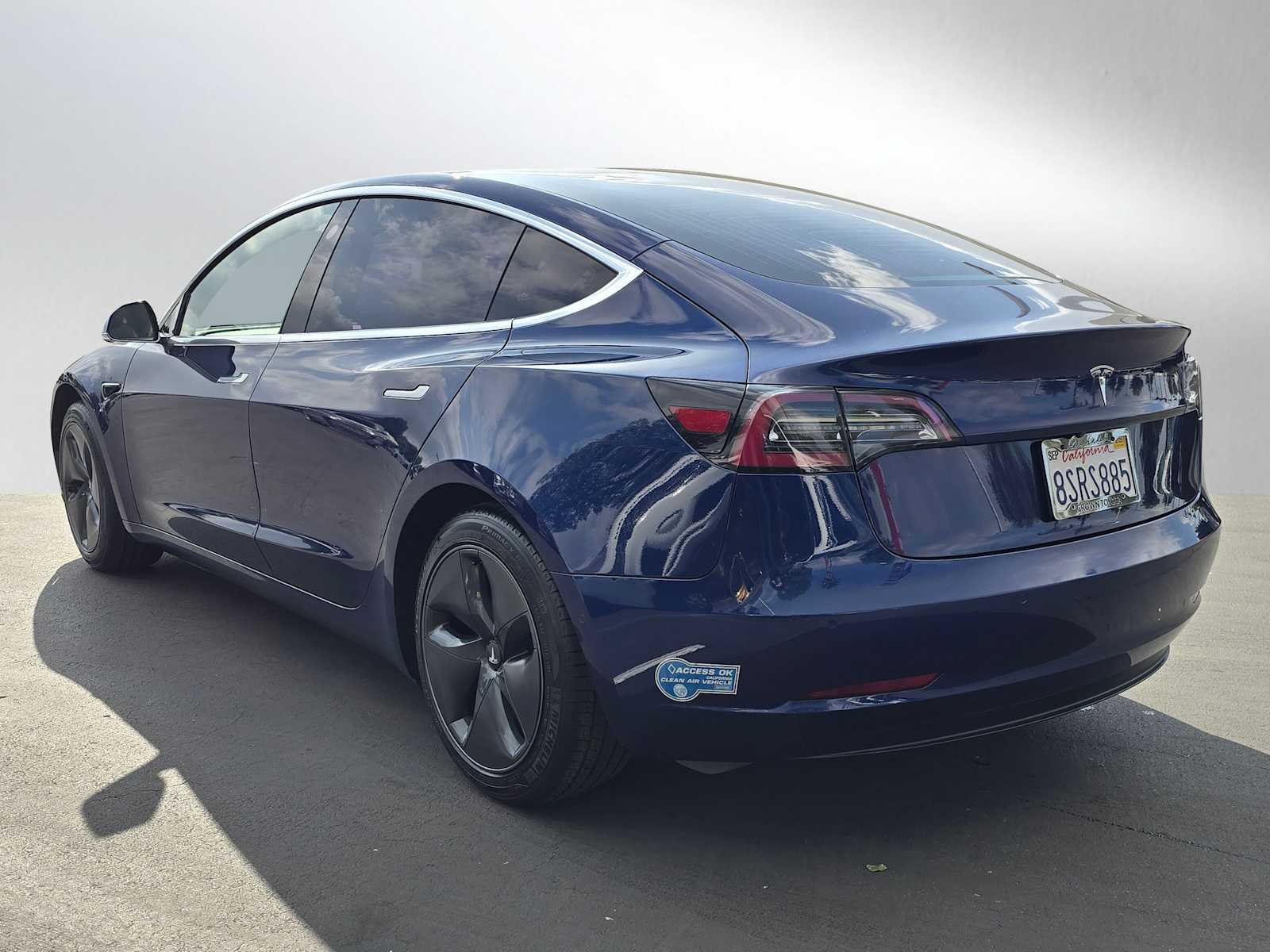 2020 Tesla Model 3 Standard Range Plus 3