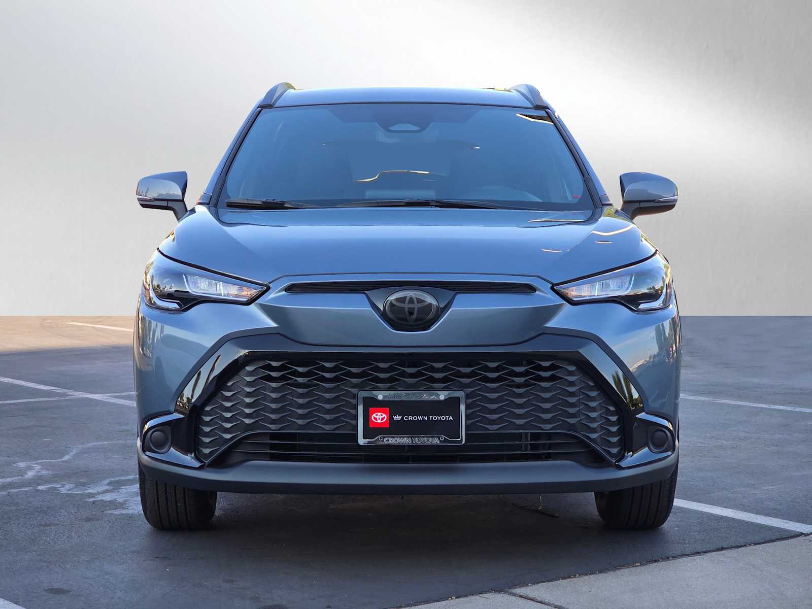 2024 Toyota Corolla Cross Hybrid SE 8