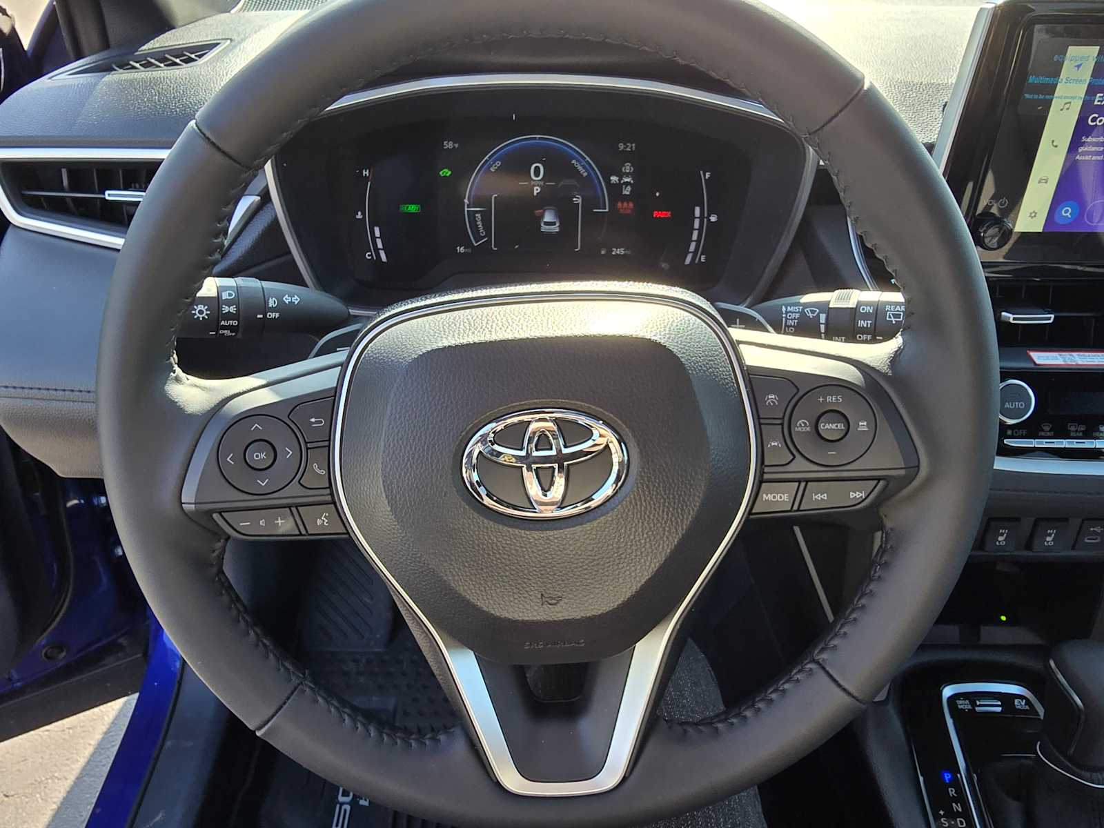 2024 Toyota Corolla Cross Hybrid XSE 23