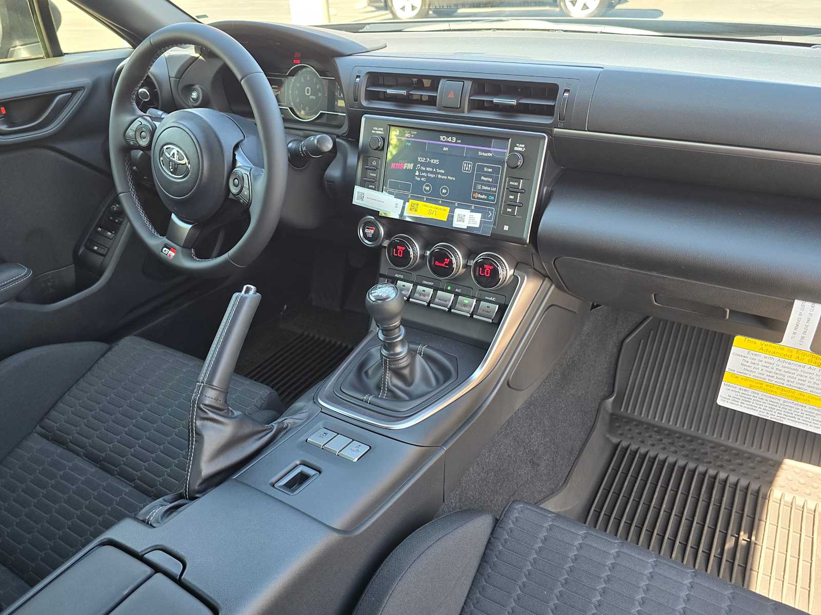 2024 Toyota GR86  11