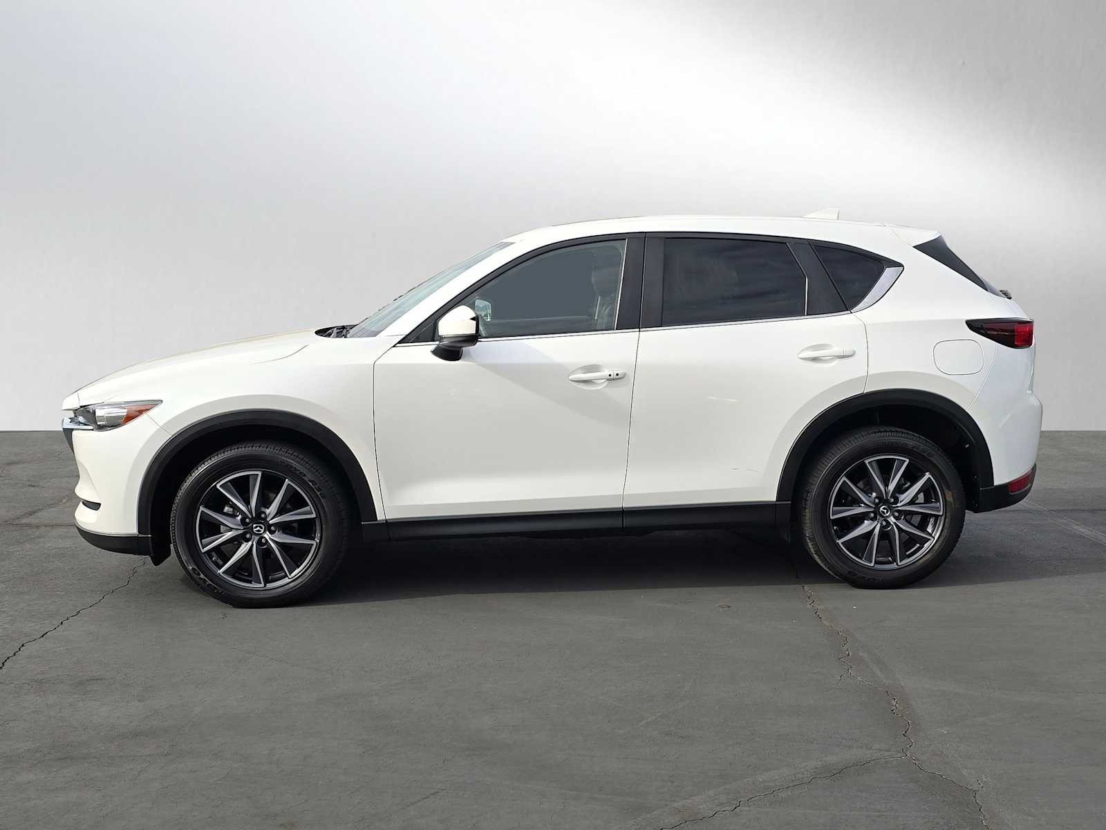 2018 Mazda CX-5 Touring 2