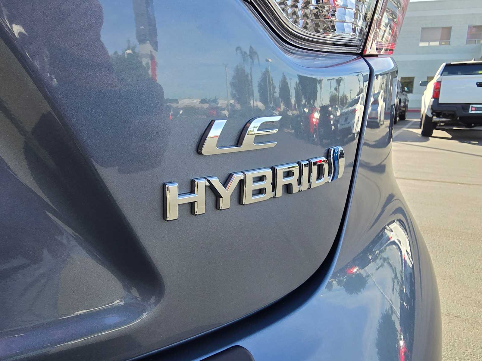 2024 Toyota Corolla Hybrid LE 13