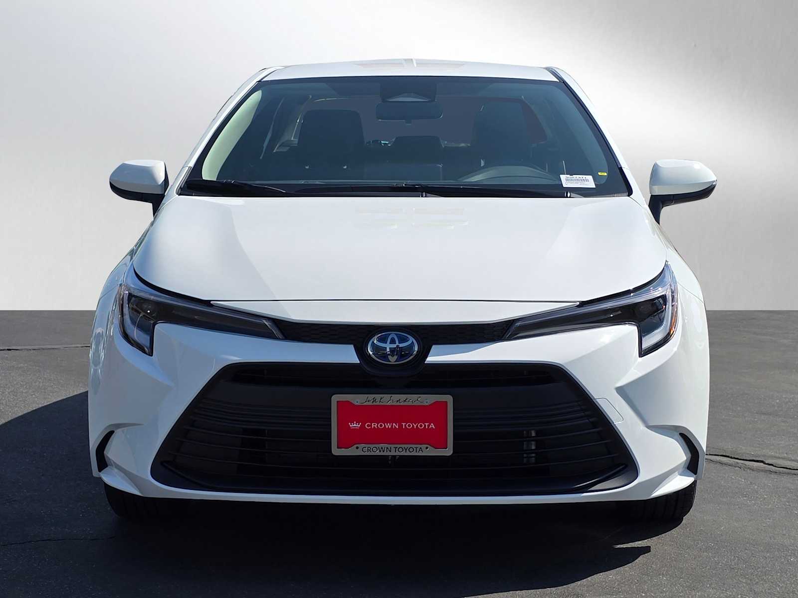 2024 Toyota Corolla Hybrid LE 8