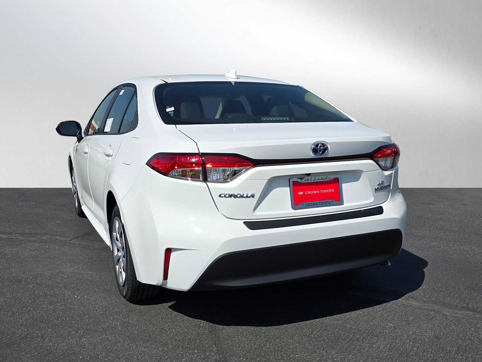 2024 Toyota Corolla Hybrid LE 3