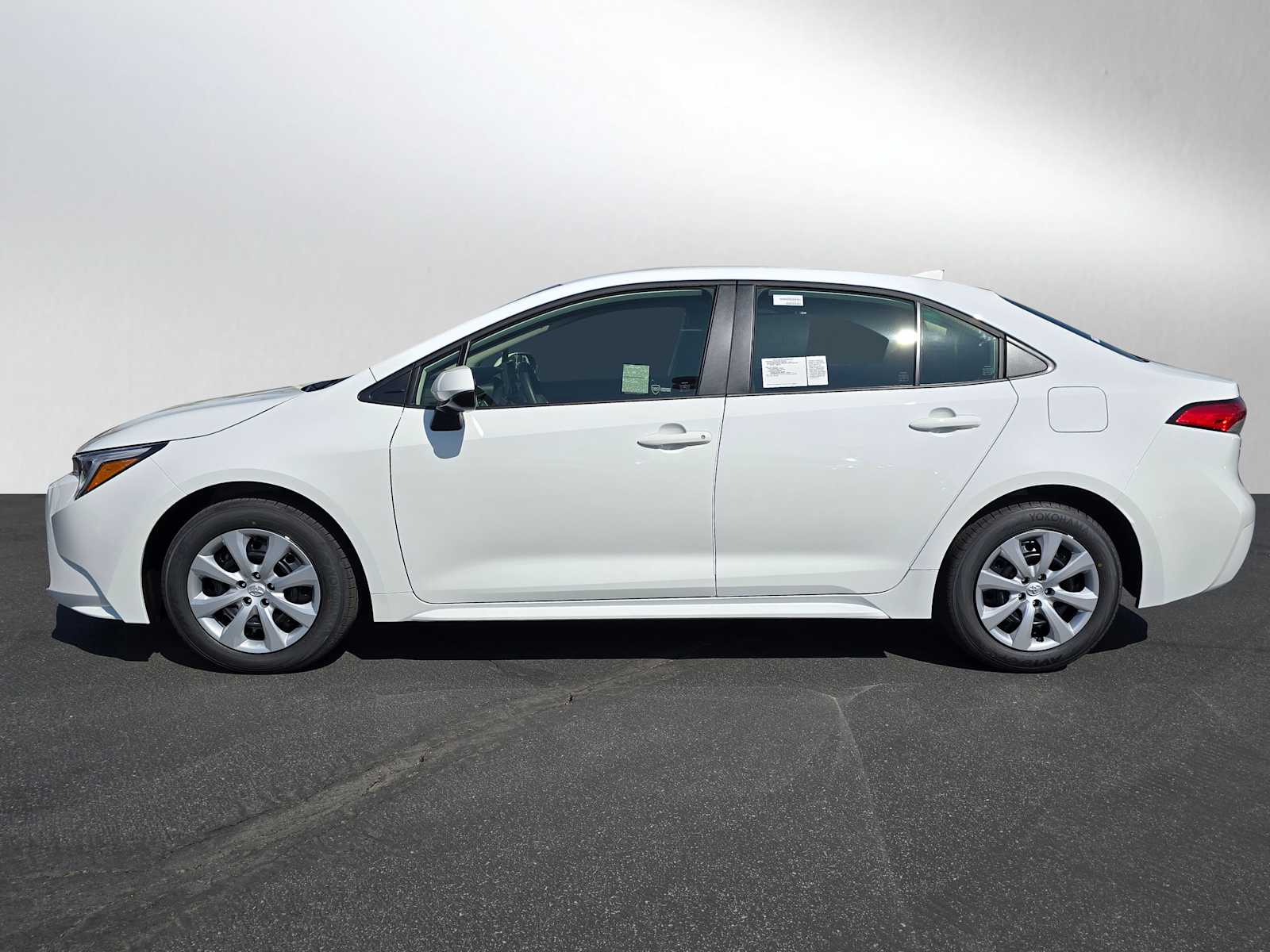 2024 Toyota Corolla Hybrid LE 2