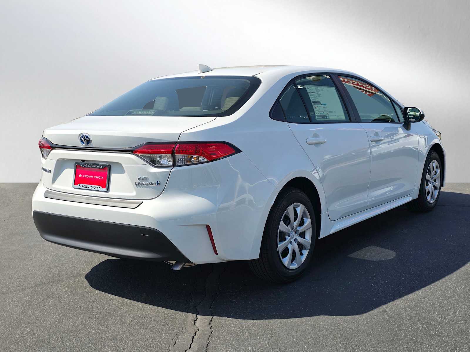 2024 Toyota Corolla Hybrid LE 5