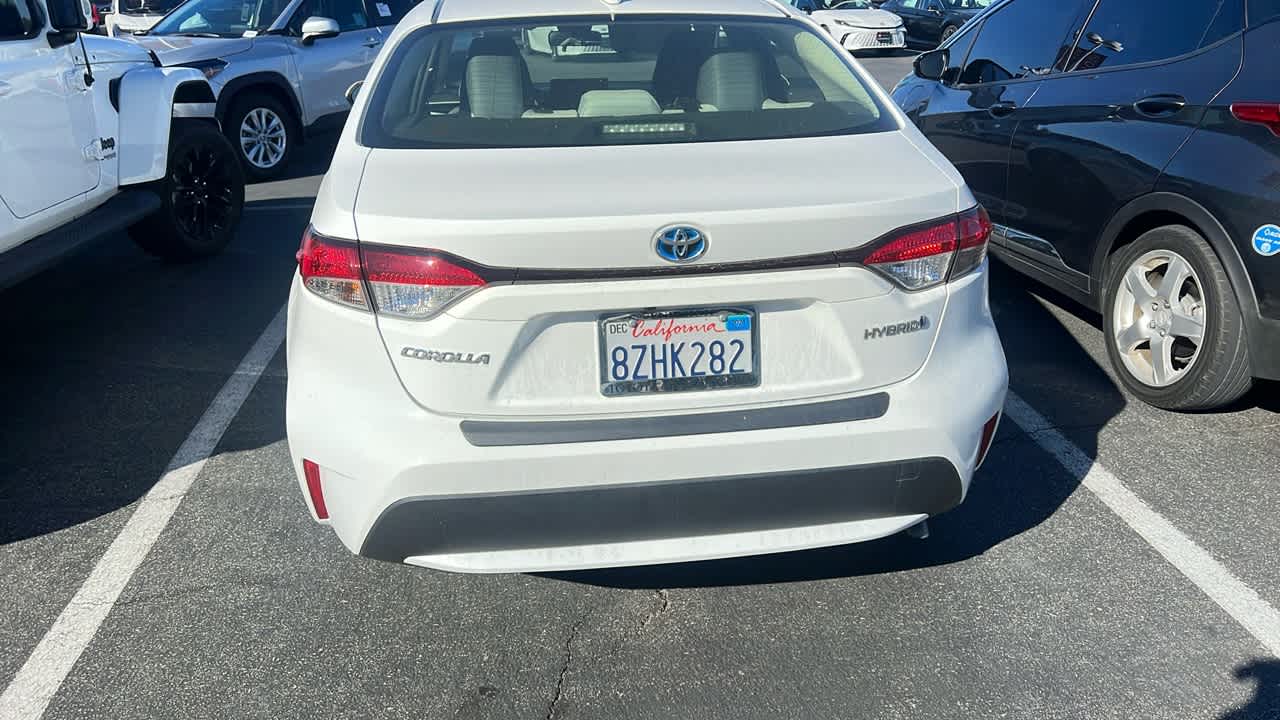 2022 Toyota Corolla Hybrid LE 3