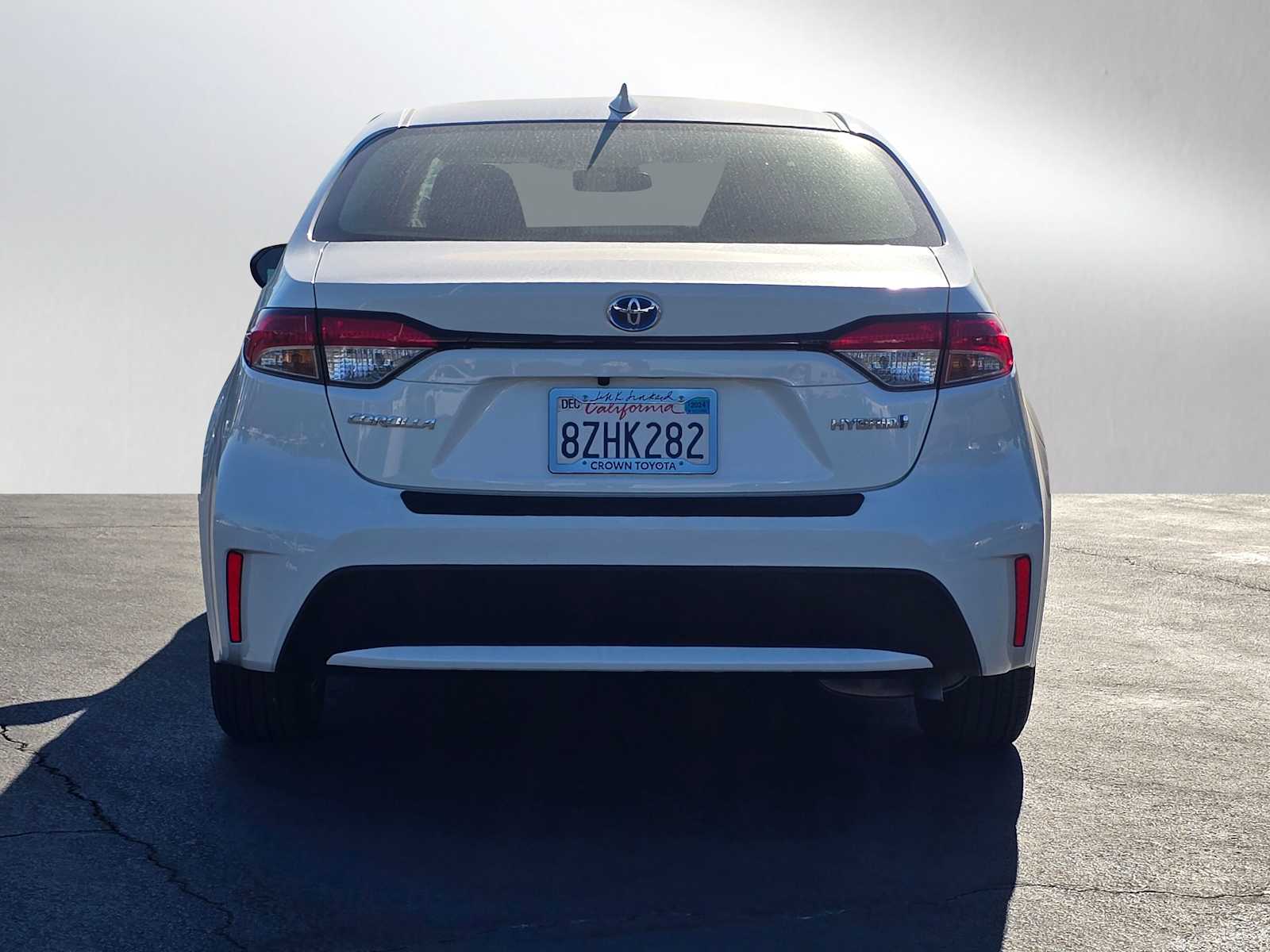 2022 Toyota Corolla Hybrid LE 4