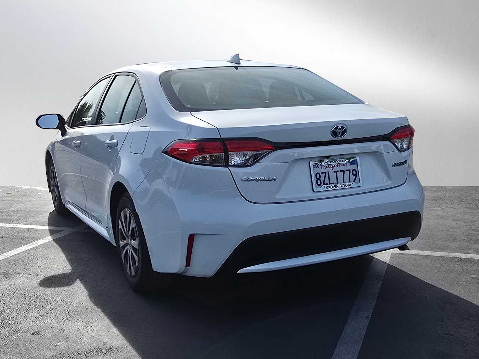 2022 Toyota Corolla Hybrid LE 3