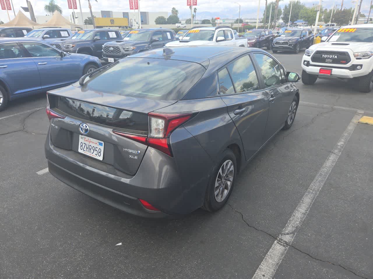 2022 Toyota Prius XLE 2